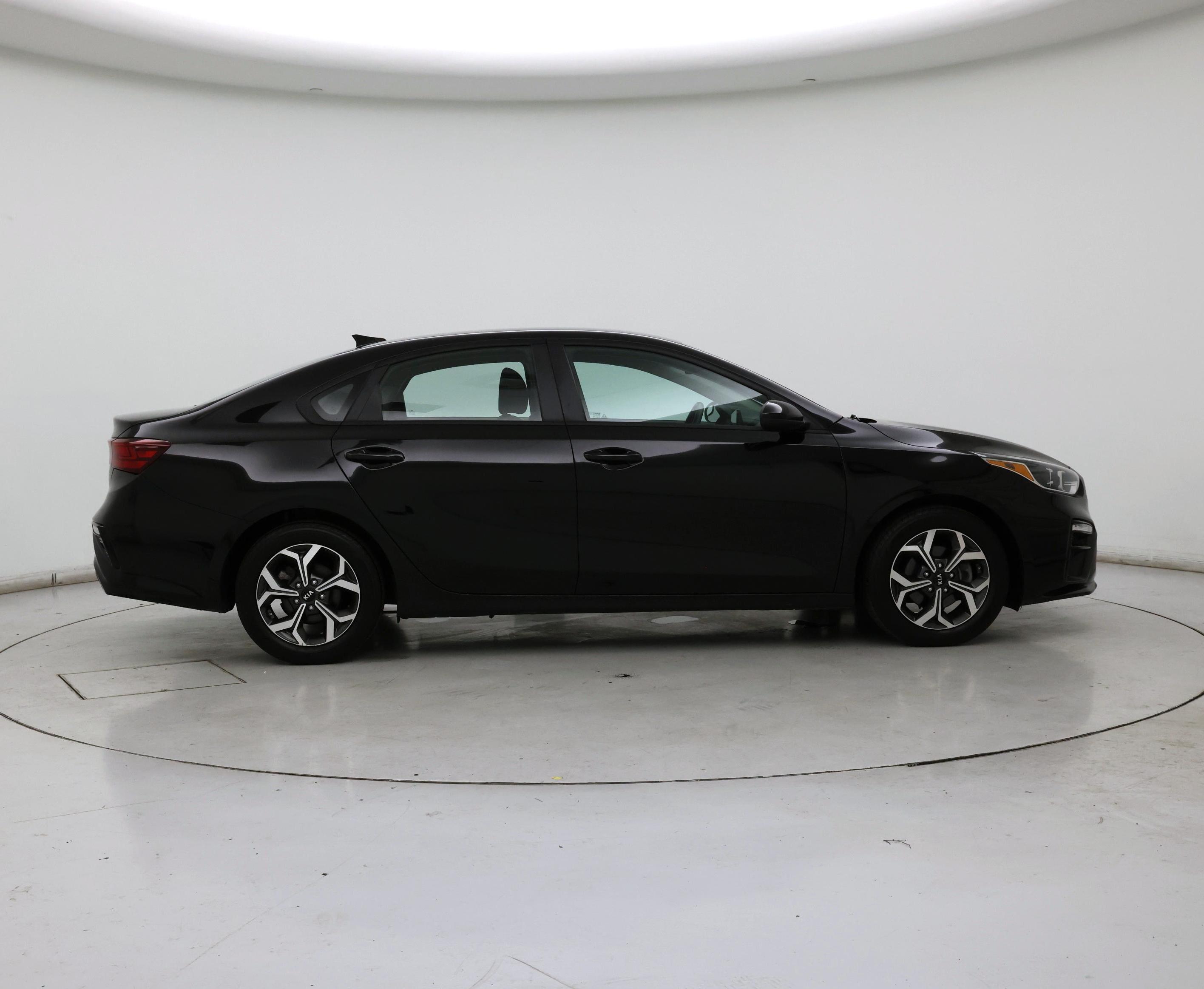 Thumbnail: 2020 Kia Forte - 7
