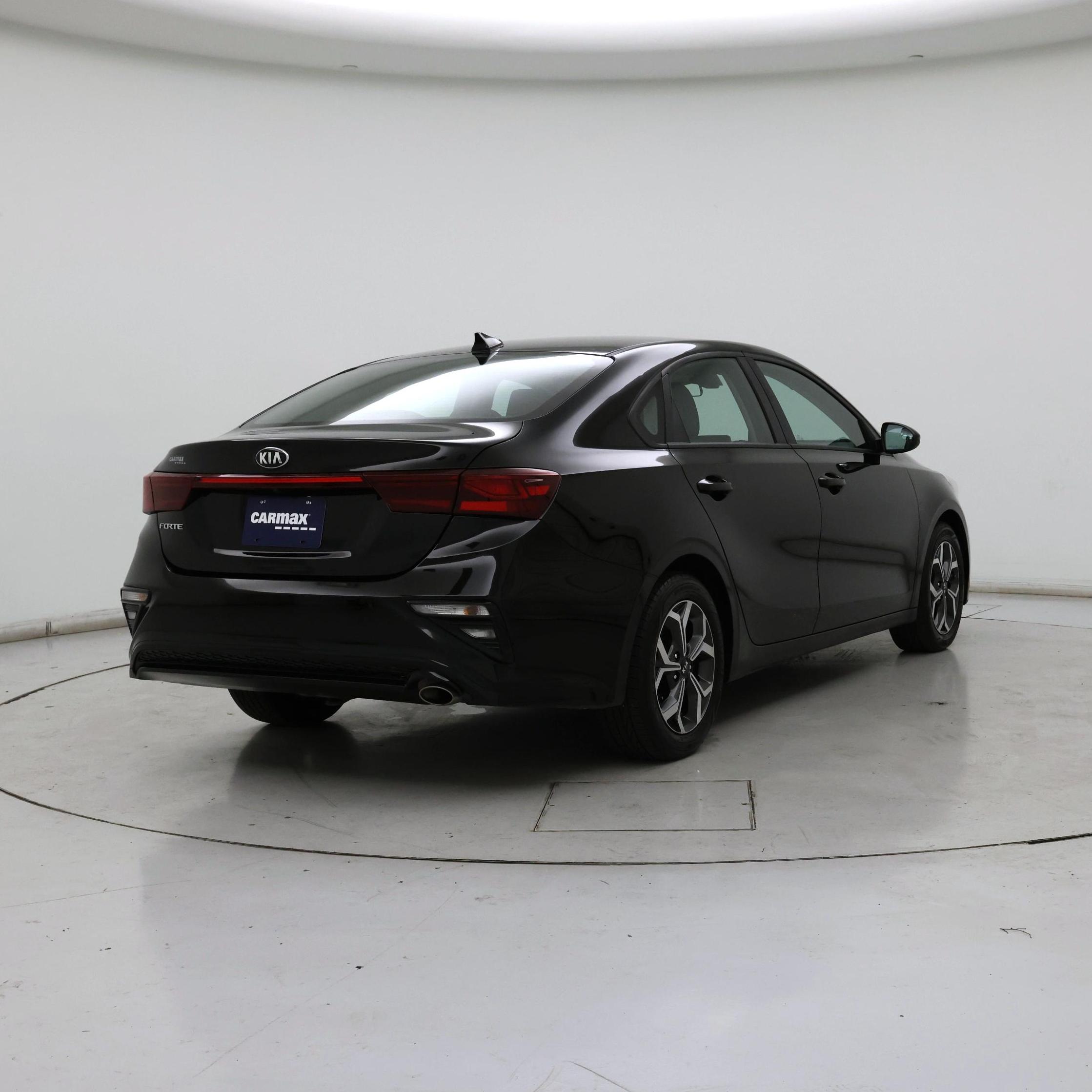 Thumbnail: 2020 Kia Forte - 8