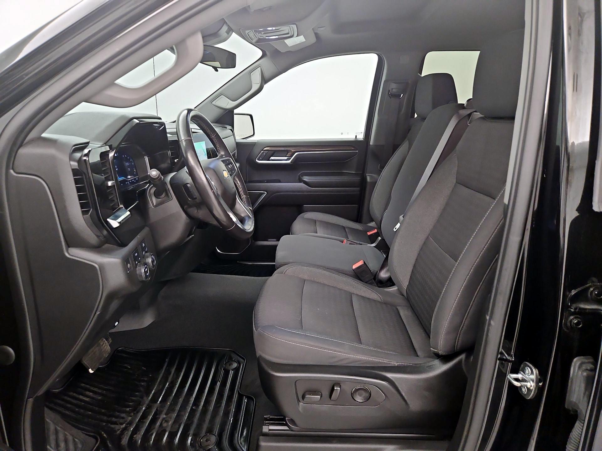 Thumbnail: 2022 Chevrolet Silverado 1500 - 11