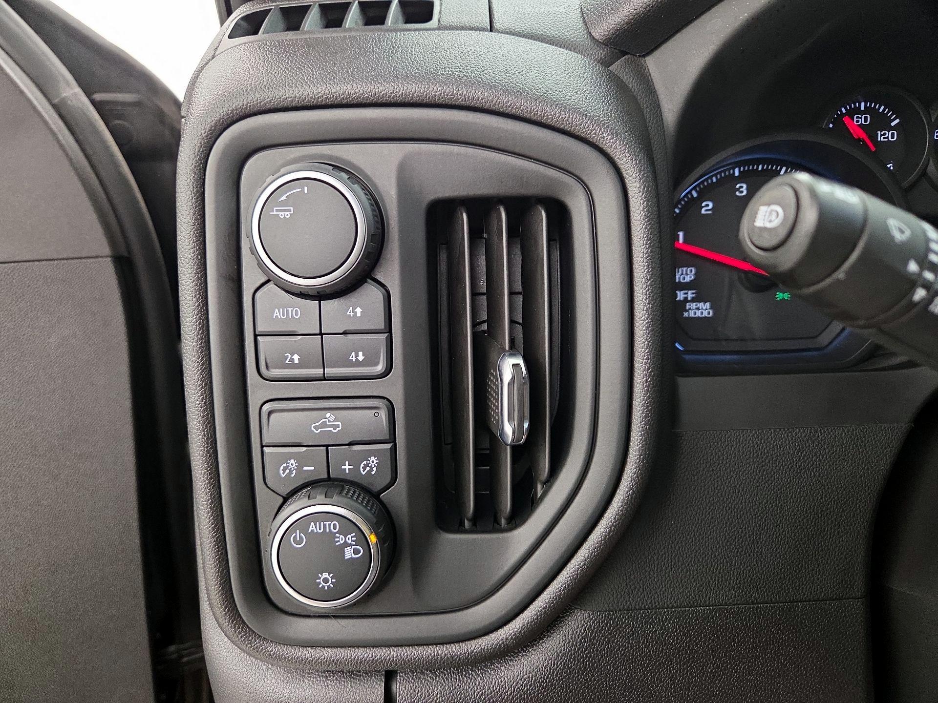 Thumbnail: 2023 Chevrolet Silverado 1500 - 13