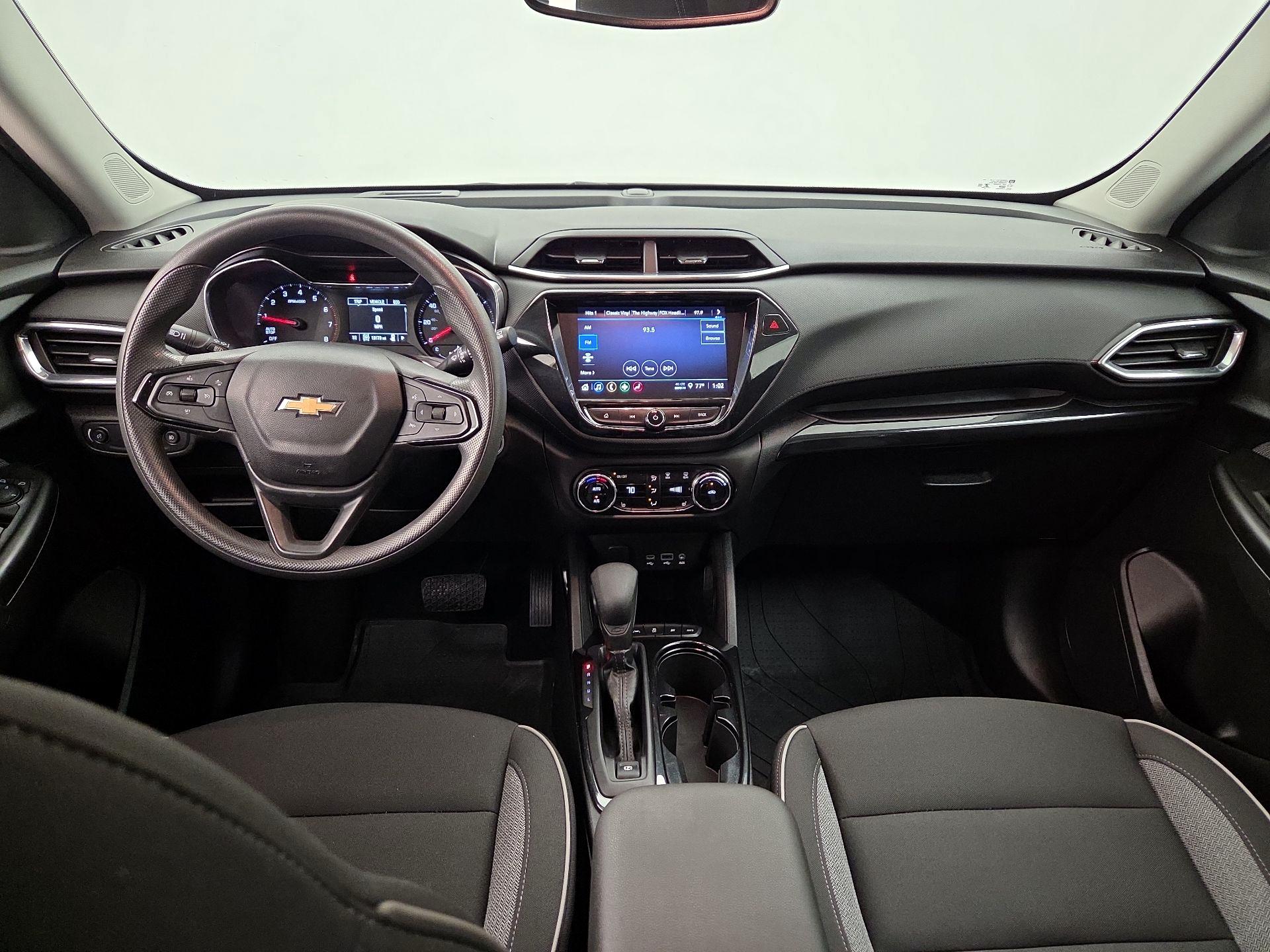 Thumbnail: 2023 Chevrolet TrailBlazer - 9
