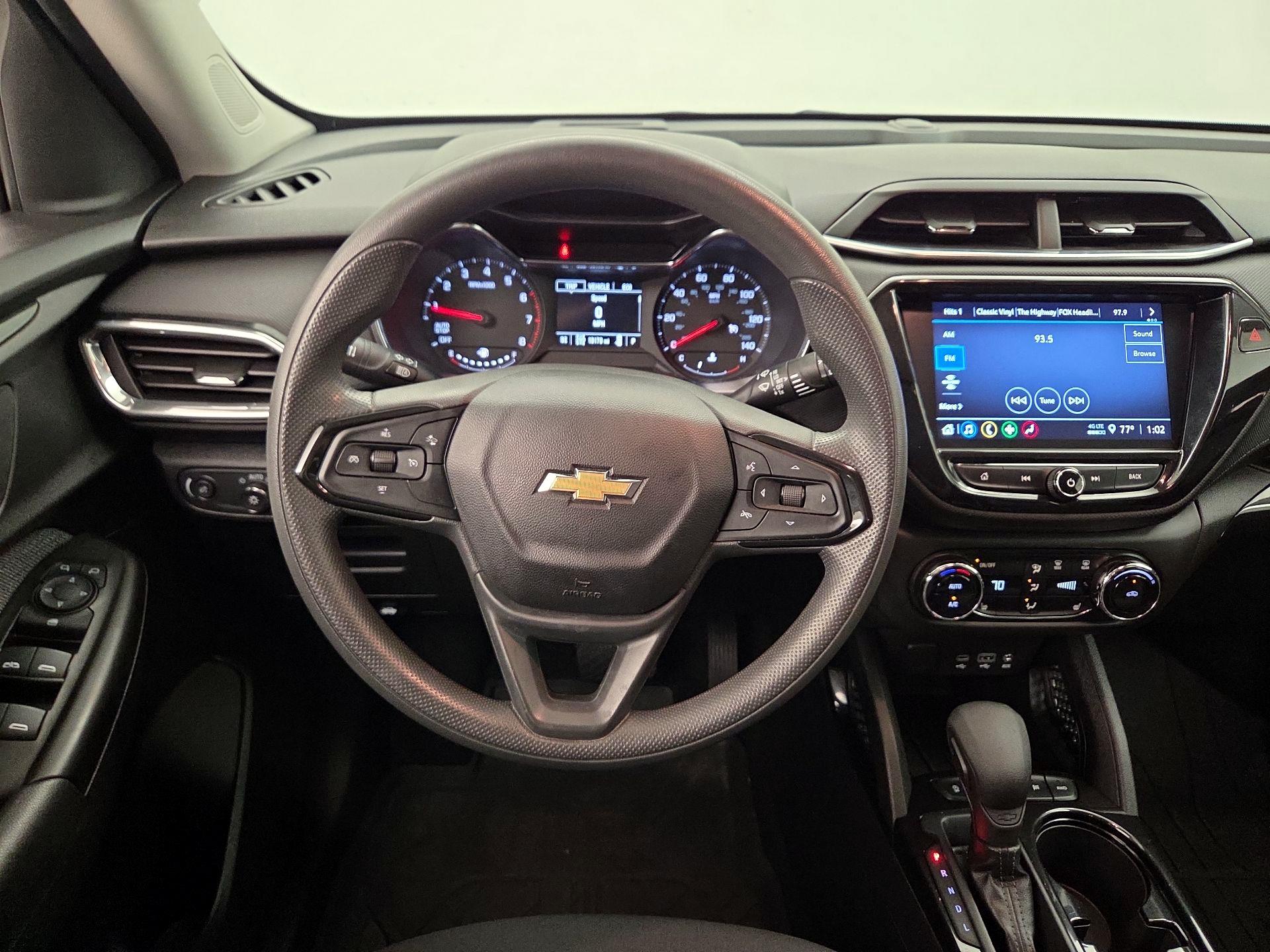 Thumbnail: 2023 Chevrolet TrailBlazer - 10