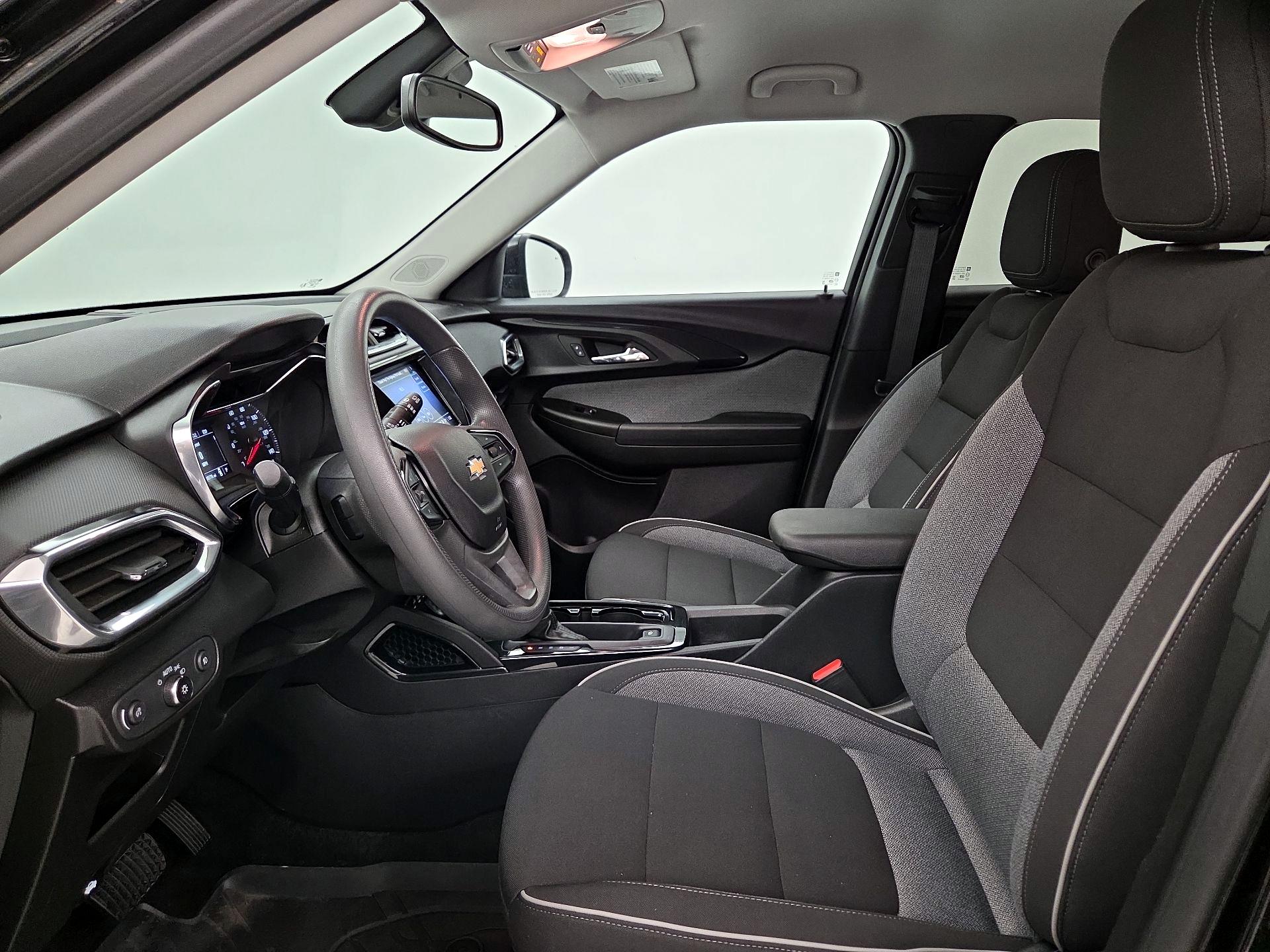 Thumbnail: 2023 Chevrolet TrailBlazer - 11