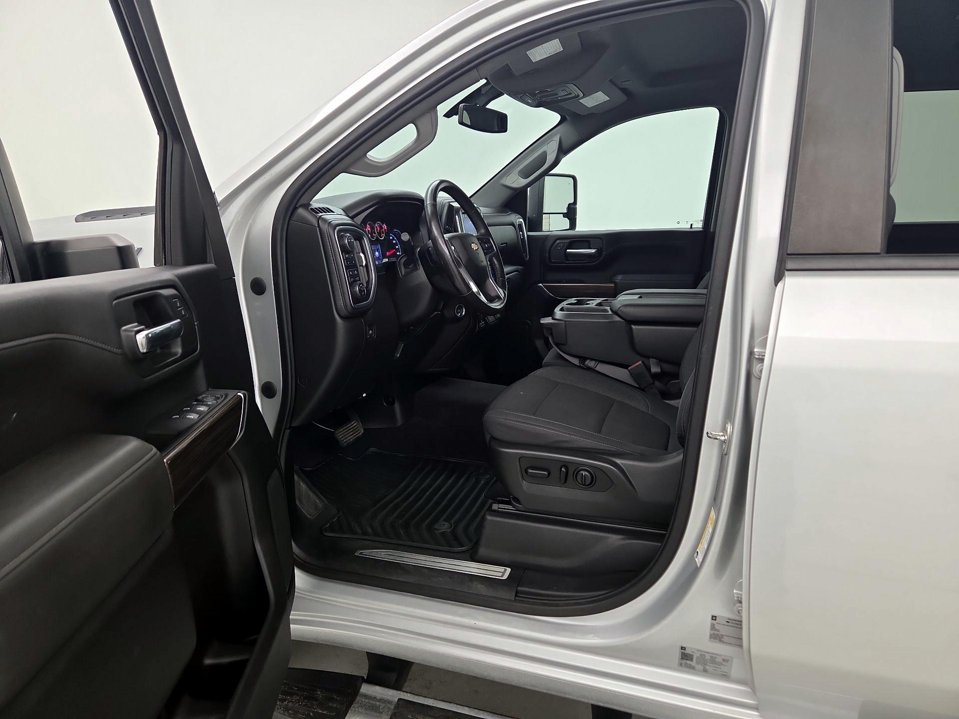 Thumbnail: 2020 Chevrolet Silverado 2500 - 11