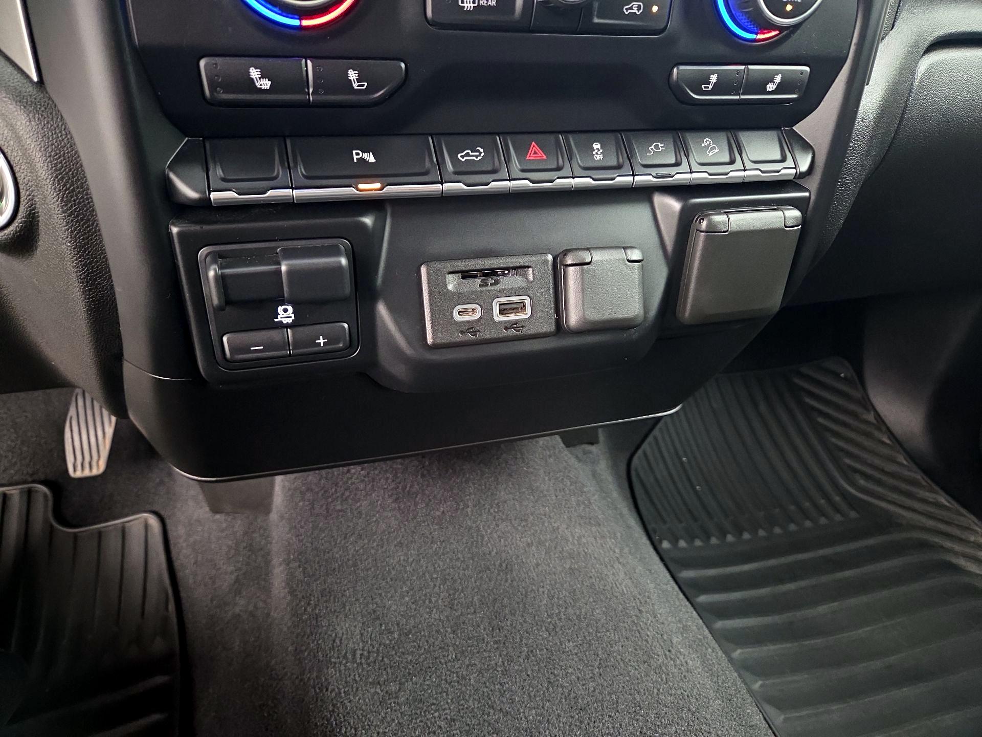 Thumbnail: 2020 Chevrolet Silverado 2500 - 18