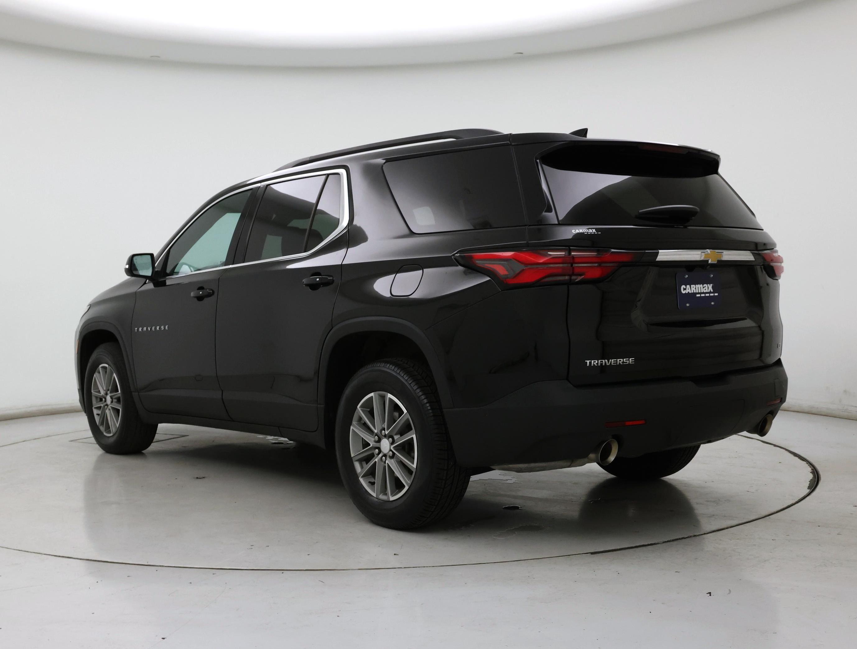 Thumbnail: 2022 Chevrolet Traverse - 2