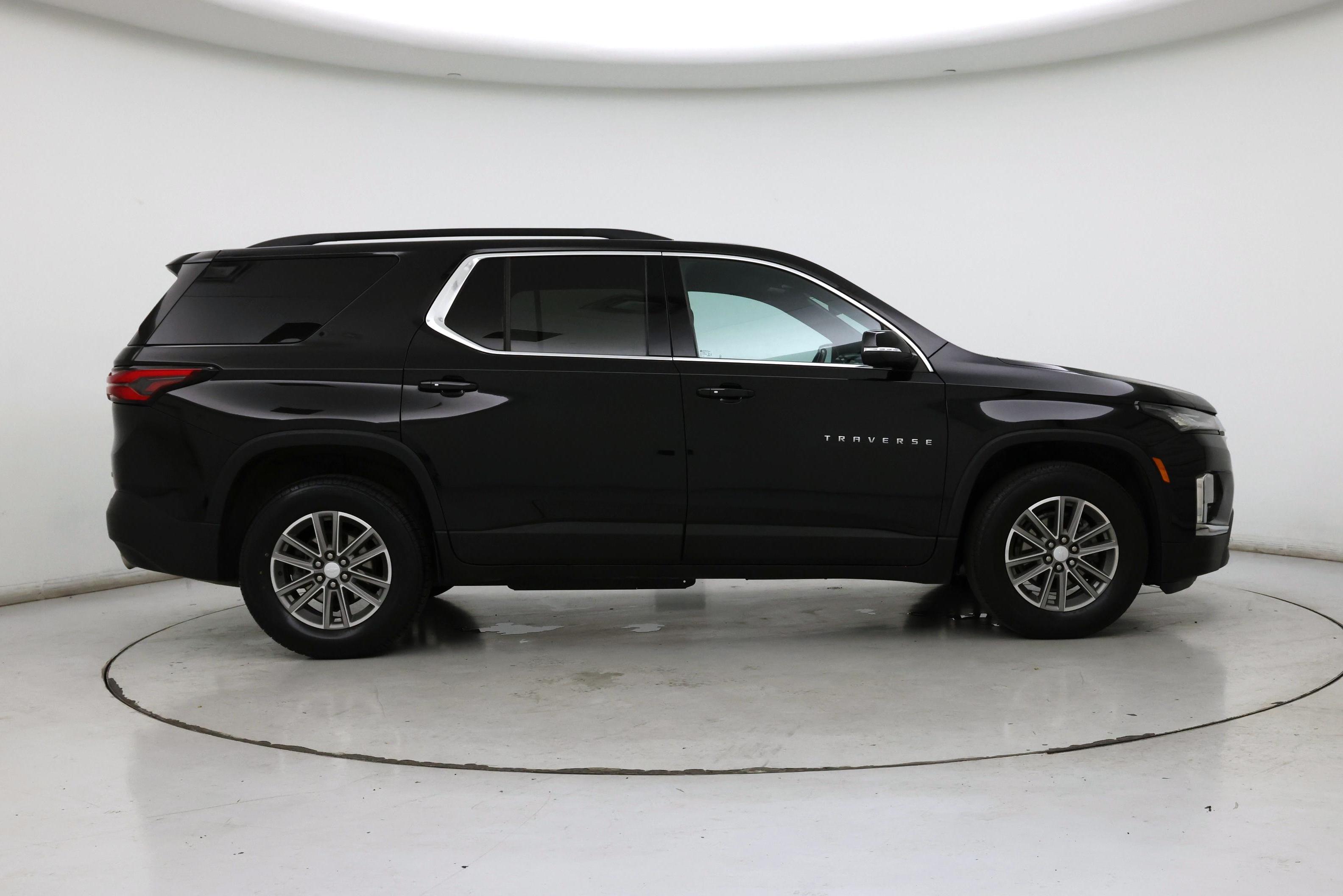 Thumbnail: 2022 Chevrolet Traverse - 7