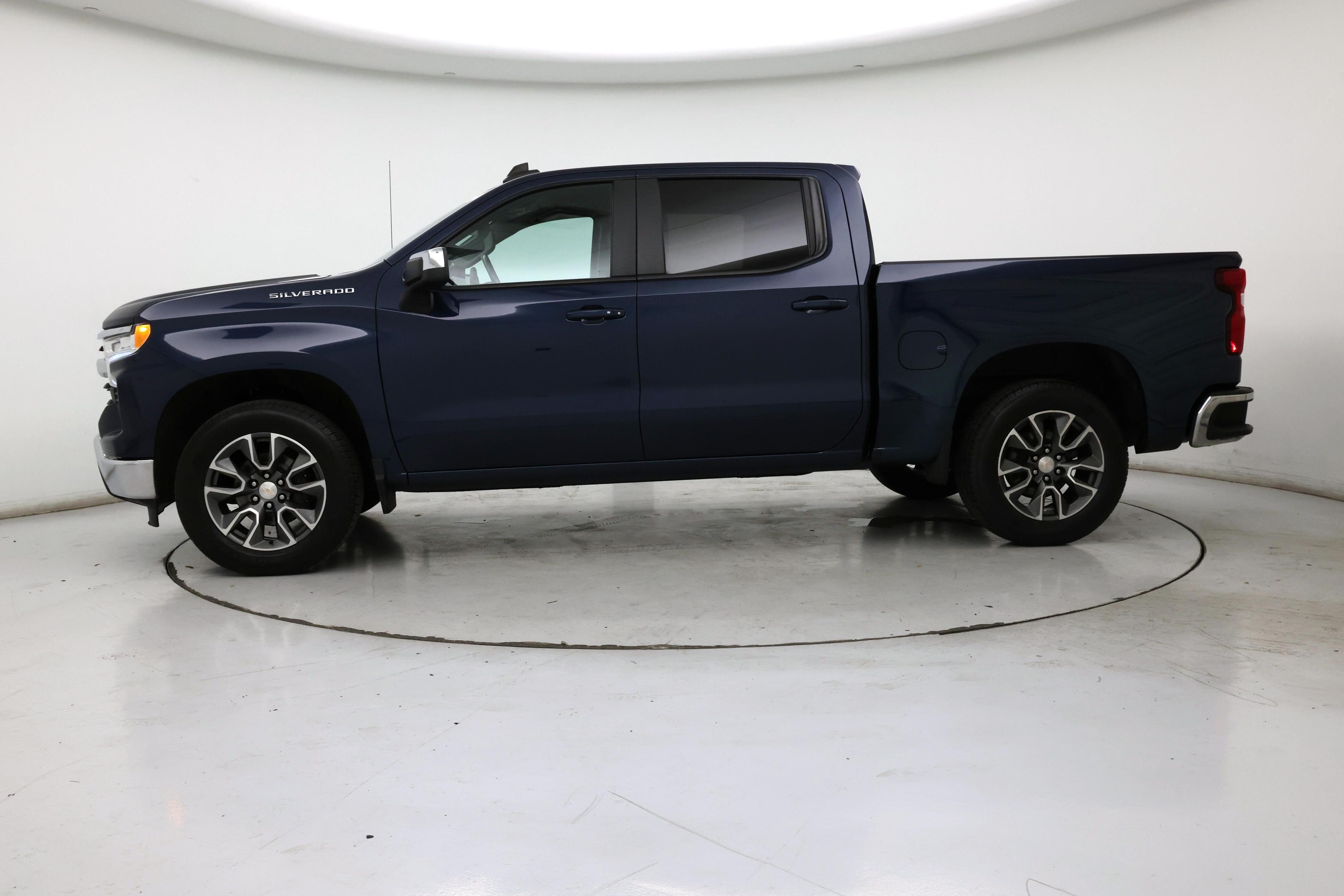 Thumbnail: 2022 Chevrolet Silverado 1500 - 3