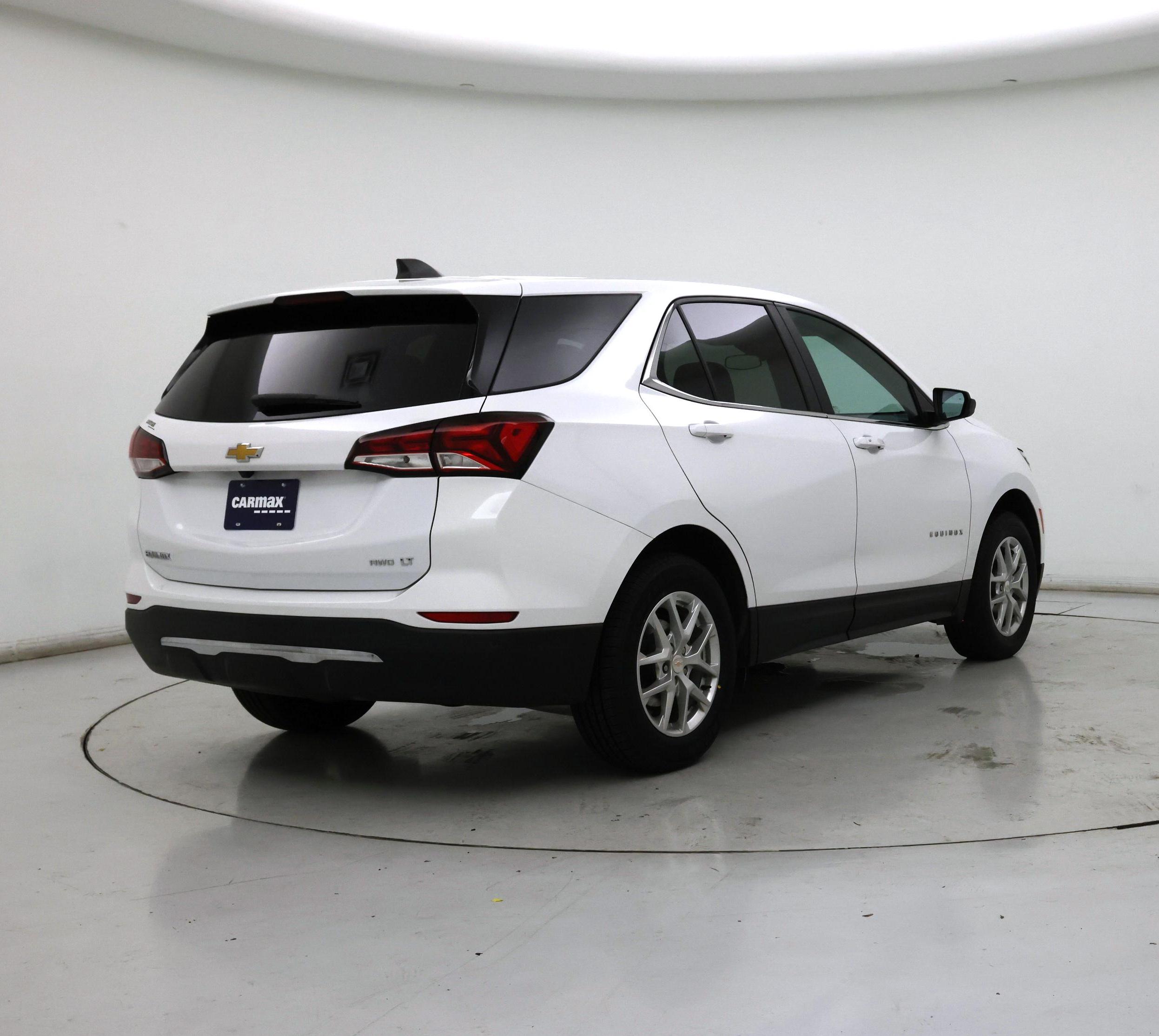 Thumbnail: 2022 Chevrolet Equinox - 8