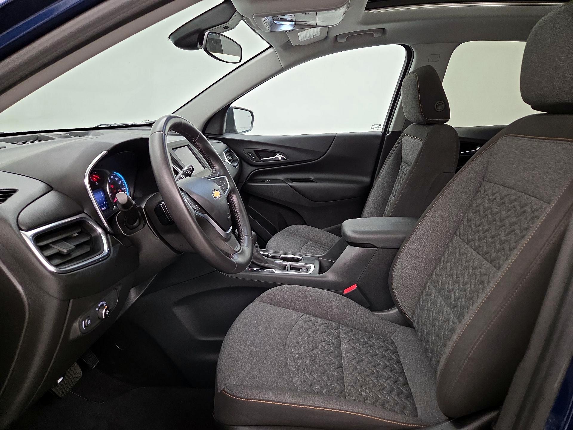 Thumbnail: 2022 Chevrolet Equinox - 11