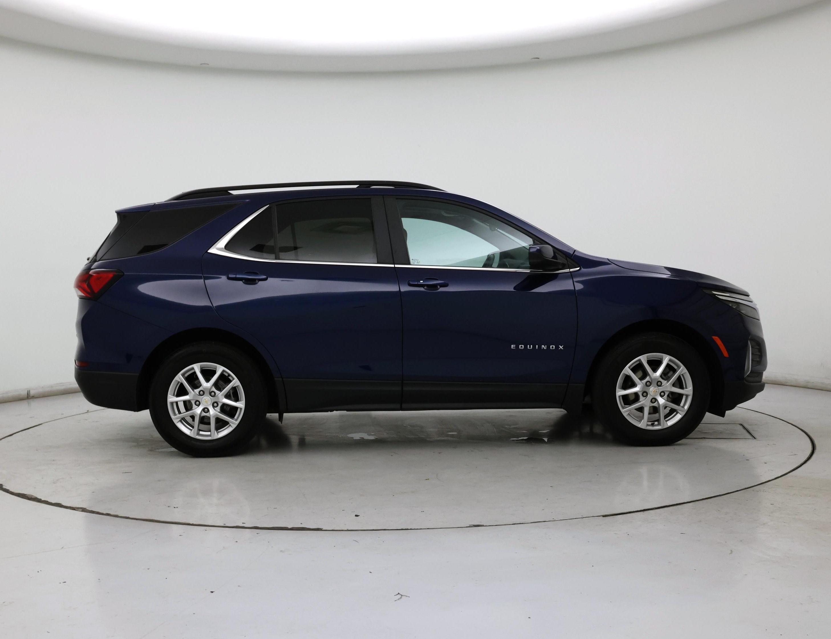 Thumbnail: 2022 Chevrolet Equinox - 7