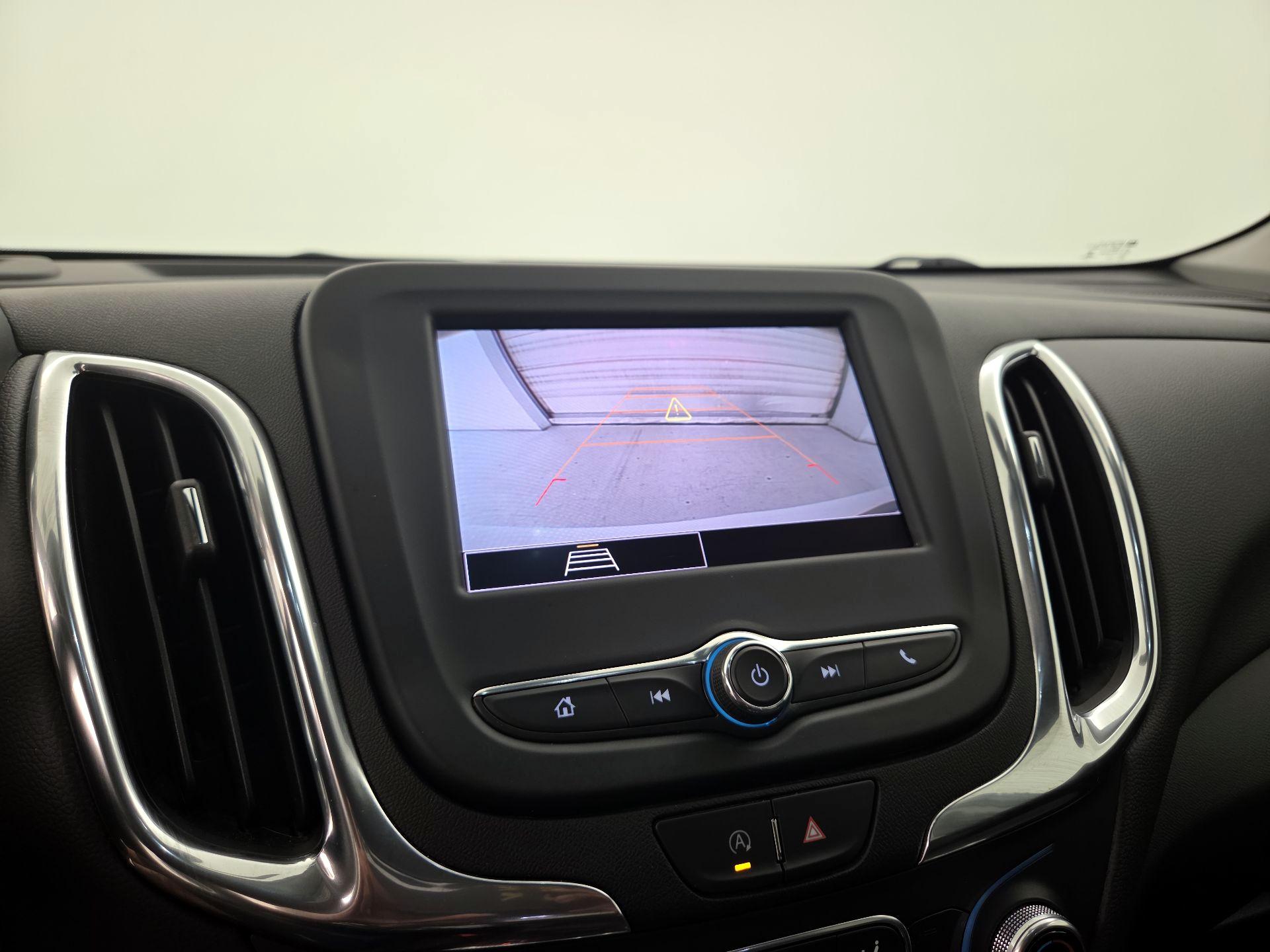 Thumbnail: 2022 Chevrolet Equinox - 14