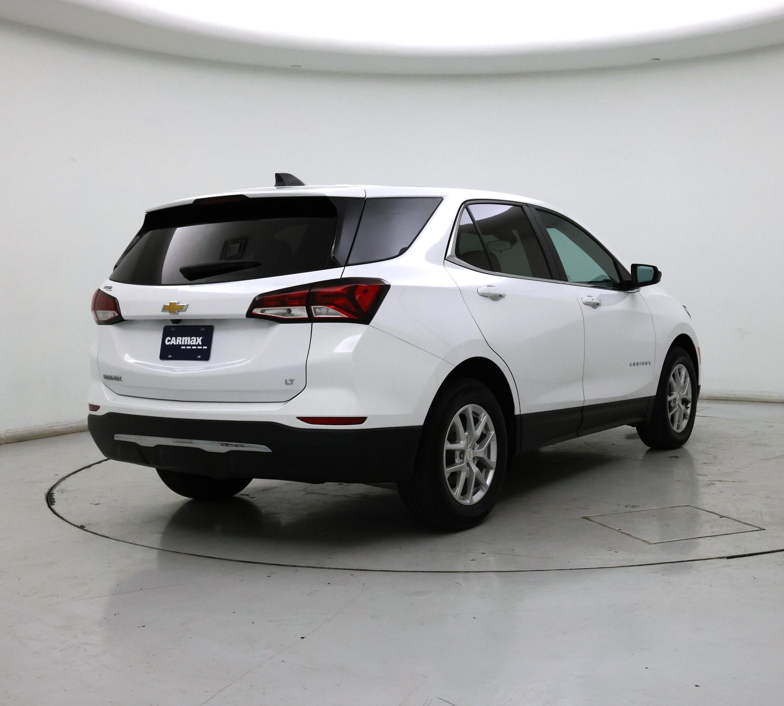 Thumbnail: 2022 Chevrolet Equinox - 8