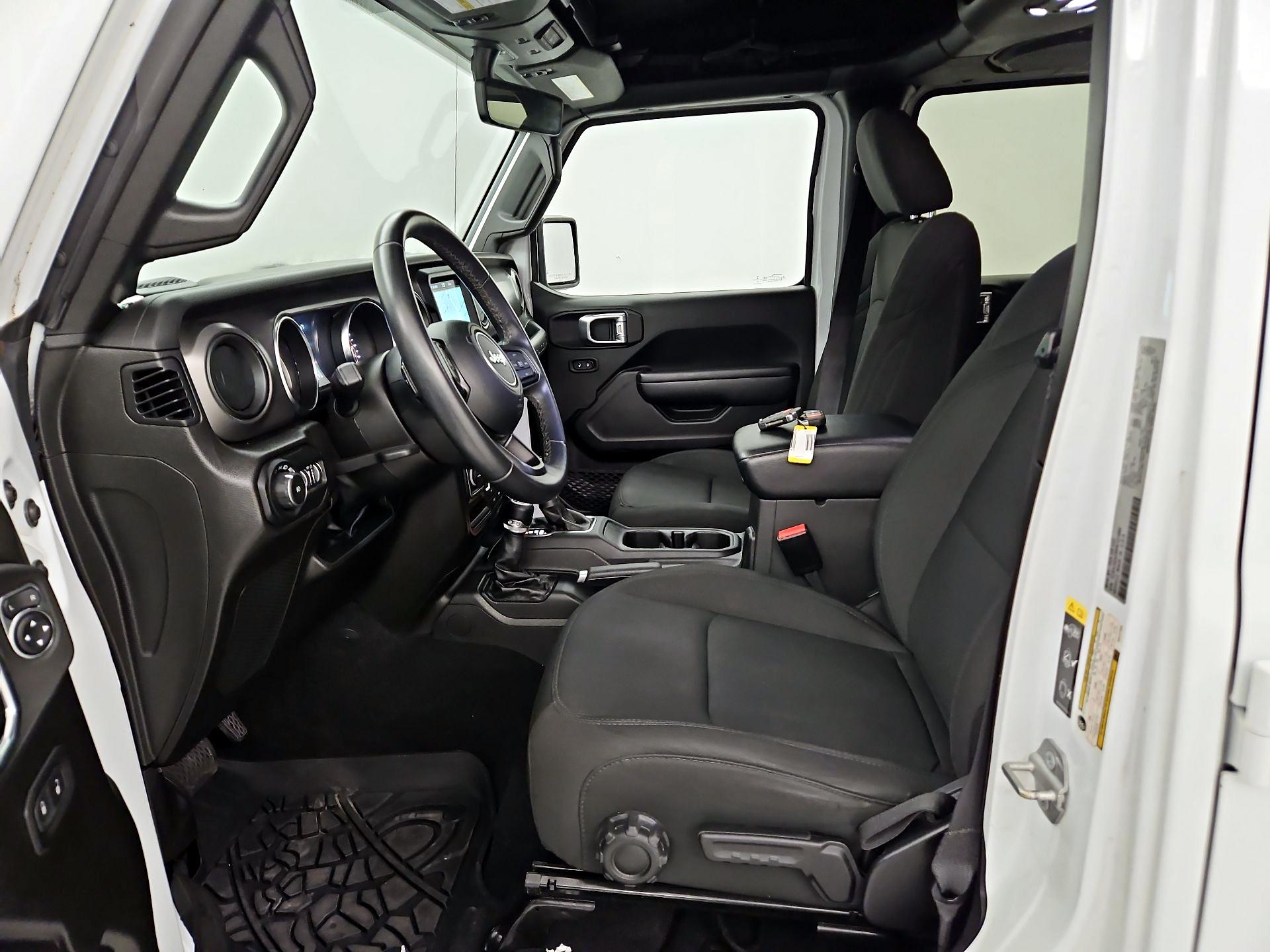 Thumbnail: 2022 Jeep Wrangler - 11