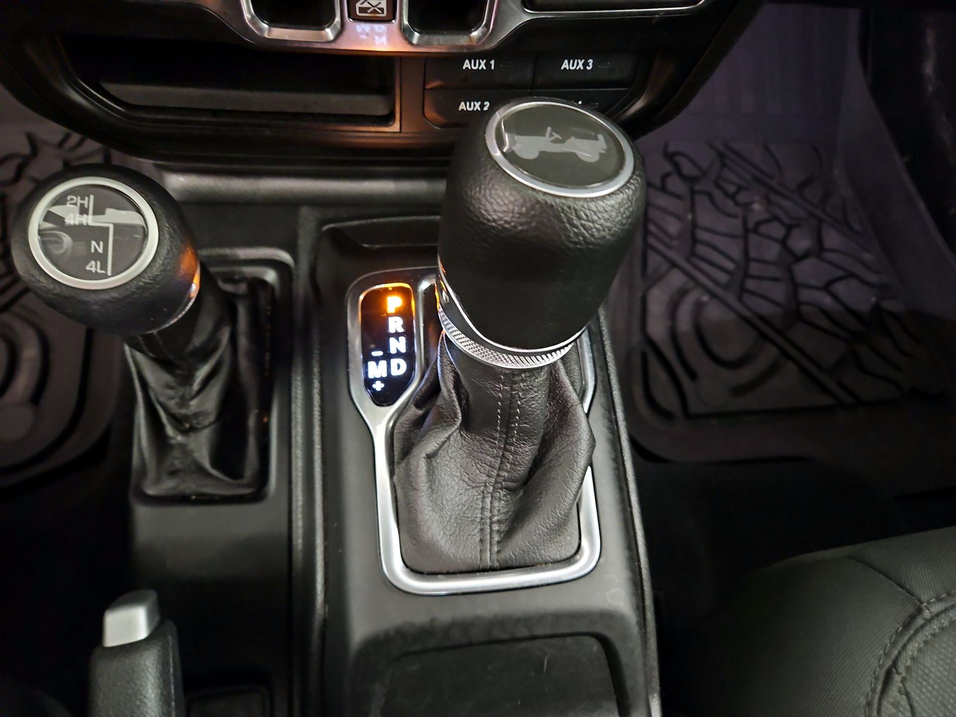 Thumbnail: 2022 Jeep Wrangler - 18