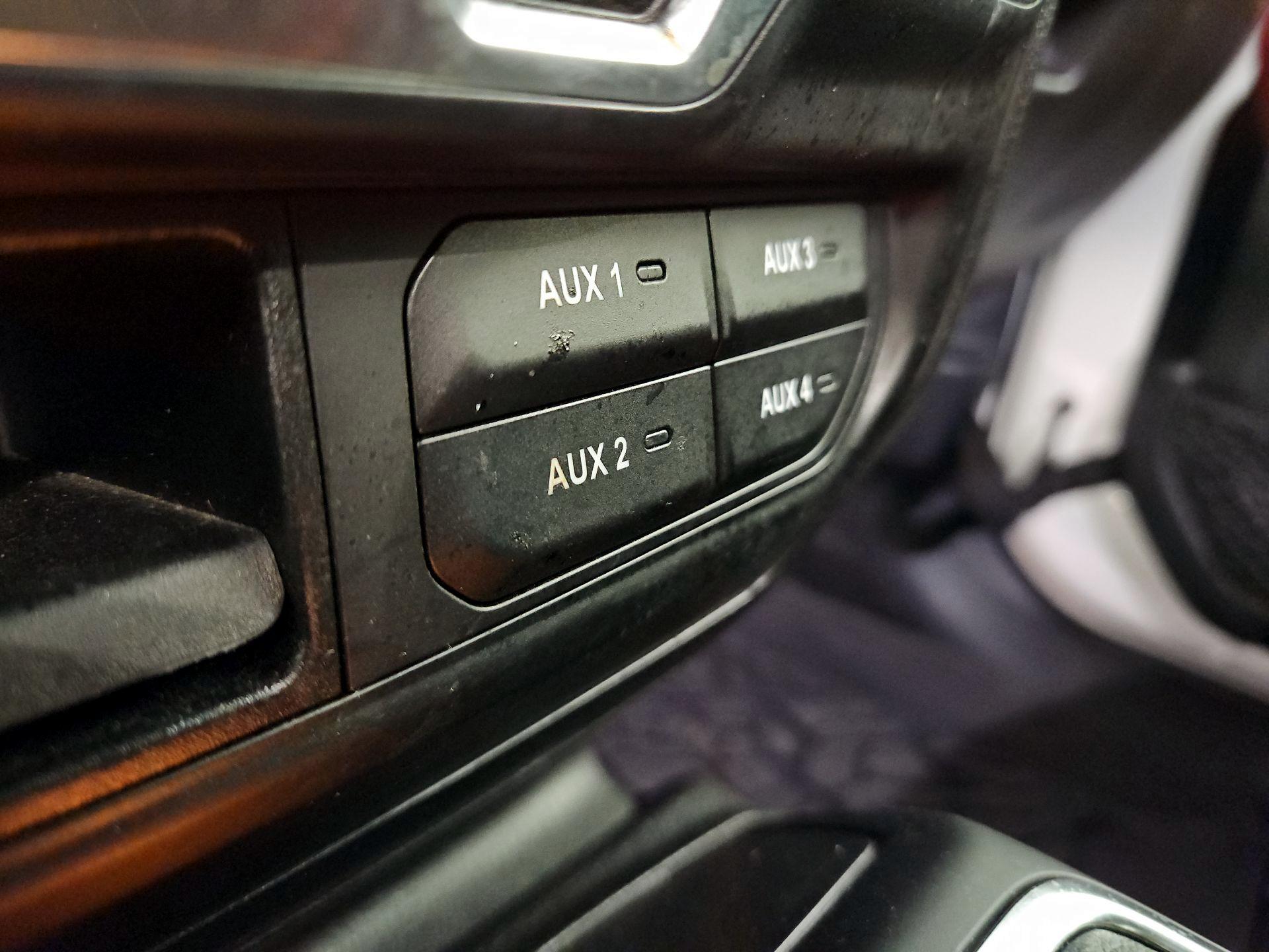 Thumbnail: 2022 Jeep Wrangler - 19