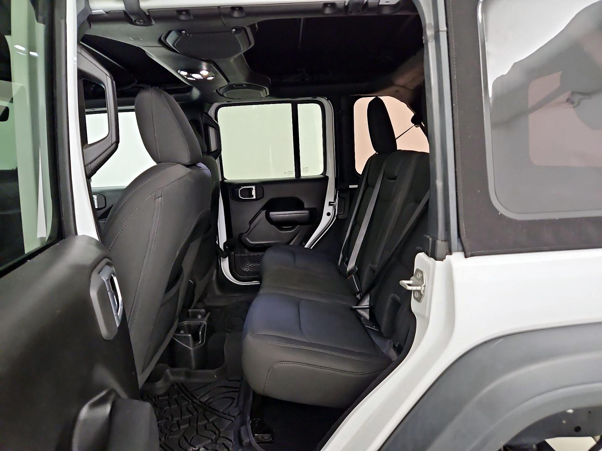 Thumbnail: 2022 Jeep Wrangler - 20