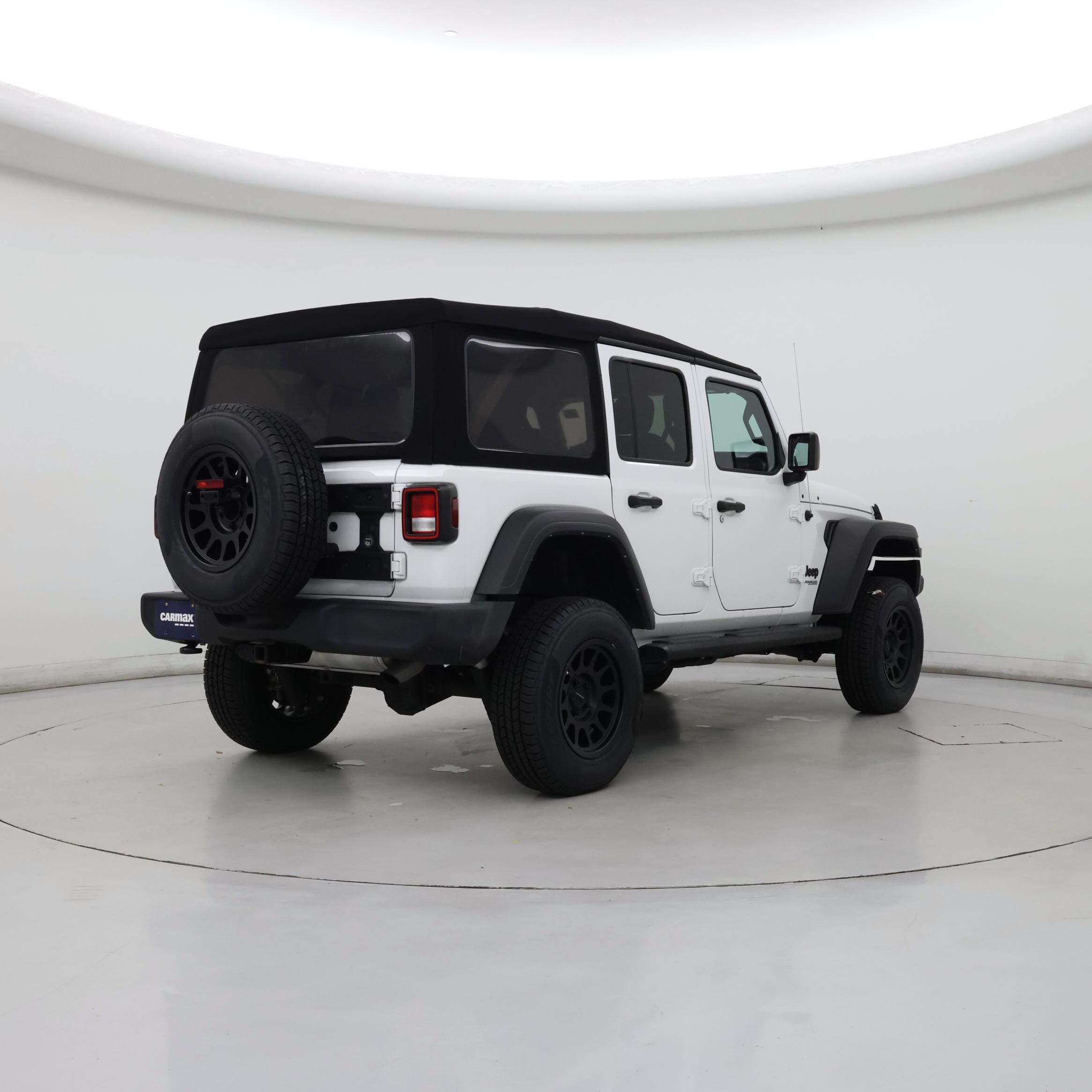 Thumbnail: 2022 Jeep Wrangler - 8