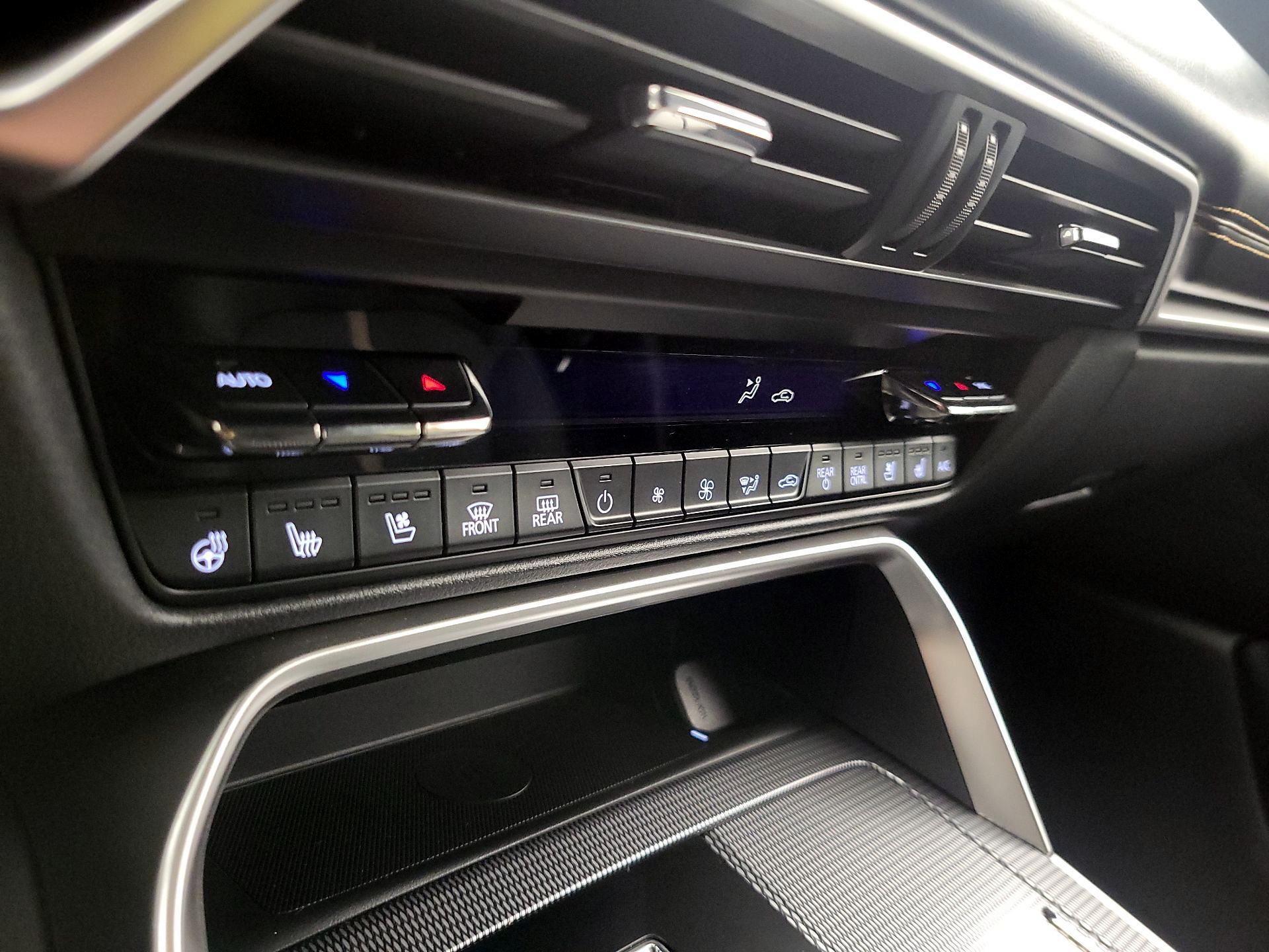 Thumbnail: 2024 Mazda CX-90 - 17