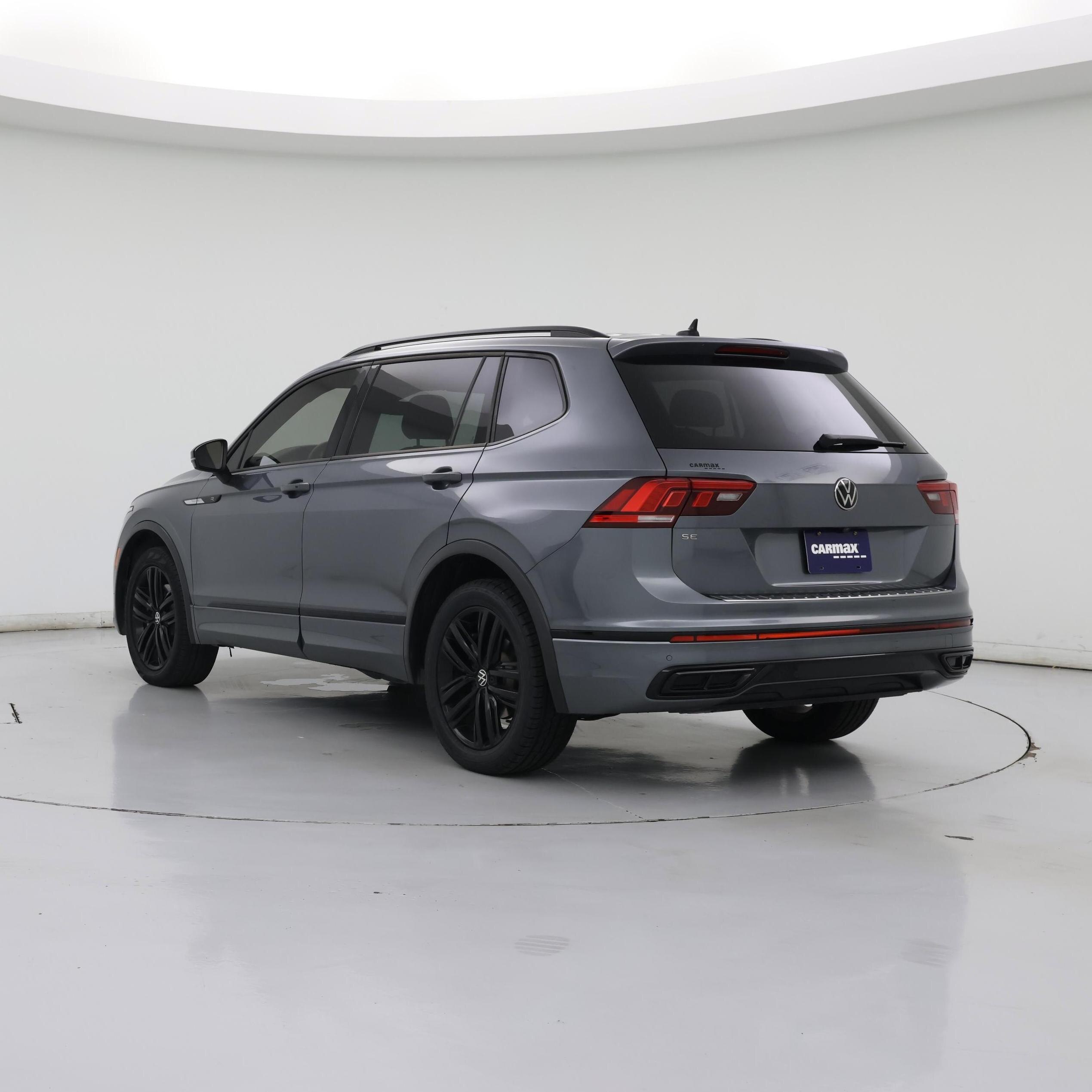 Thumbnail: 2022 Volkswagen Tiguan - 2