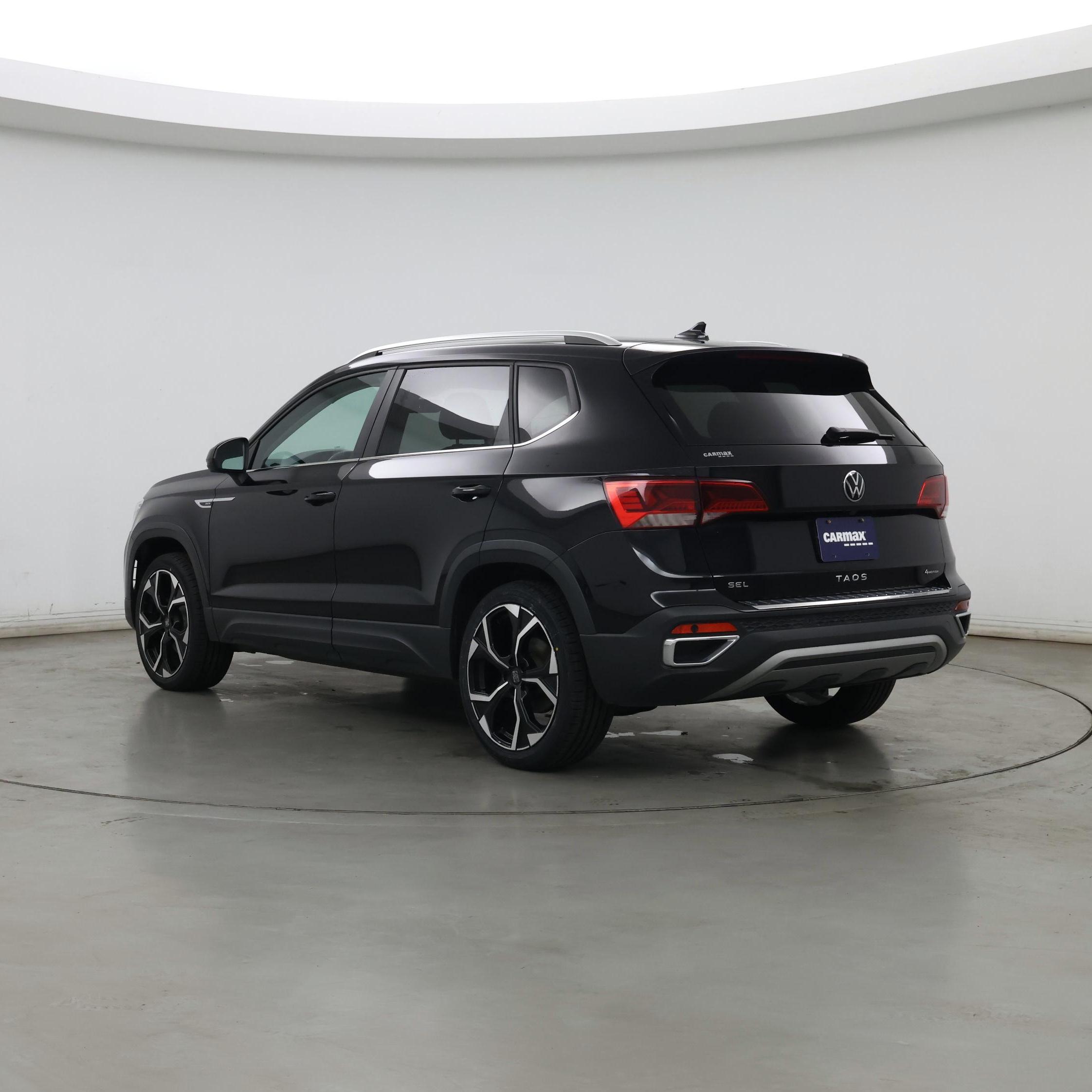 Thumbnail: 2022 Volkswagen Taos - 2