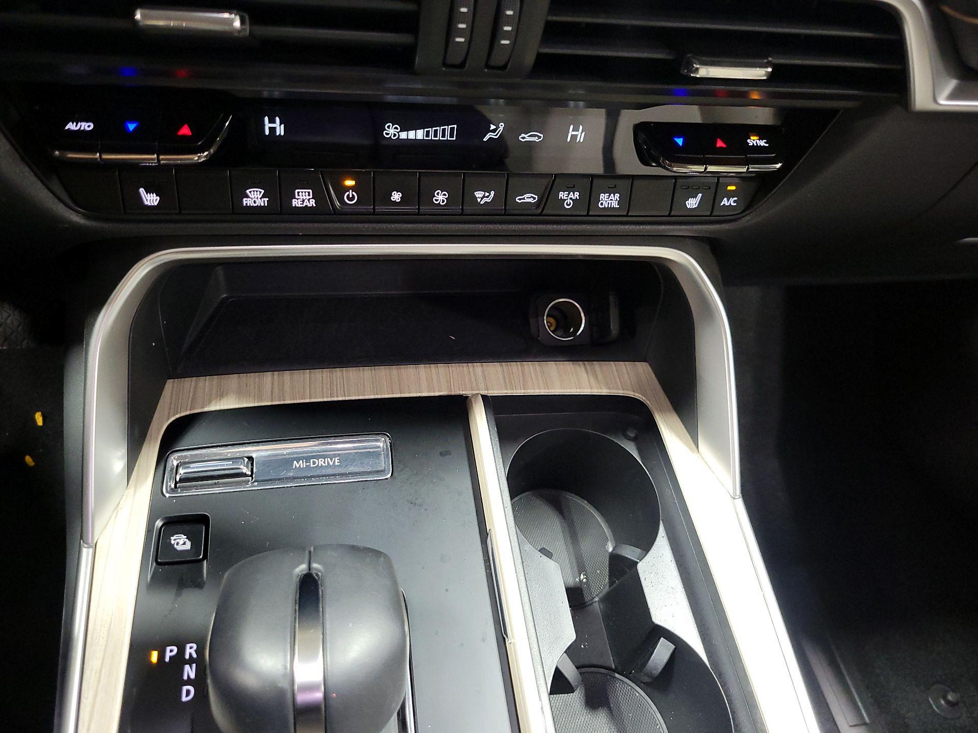 Thumbnail: 2024 Mazda CX-90 - 16