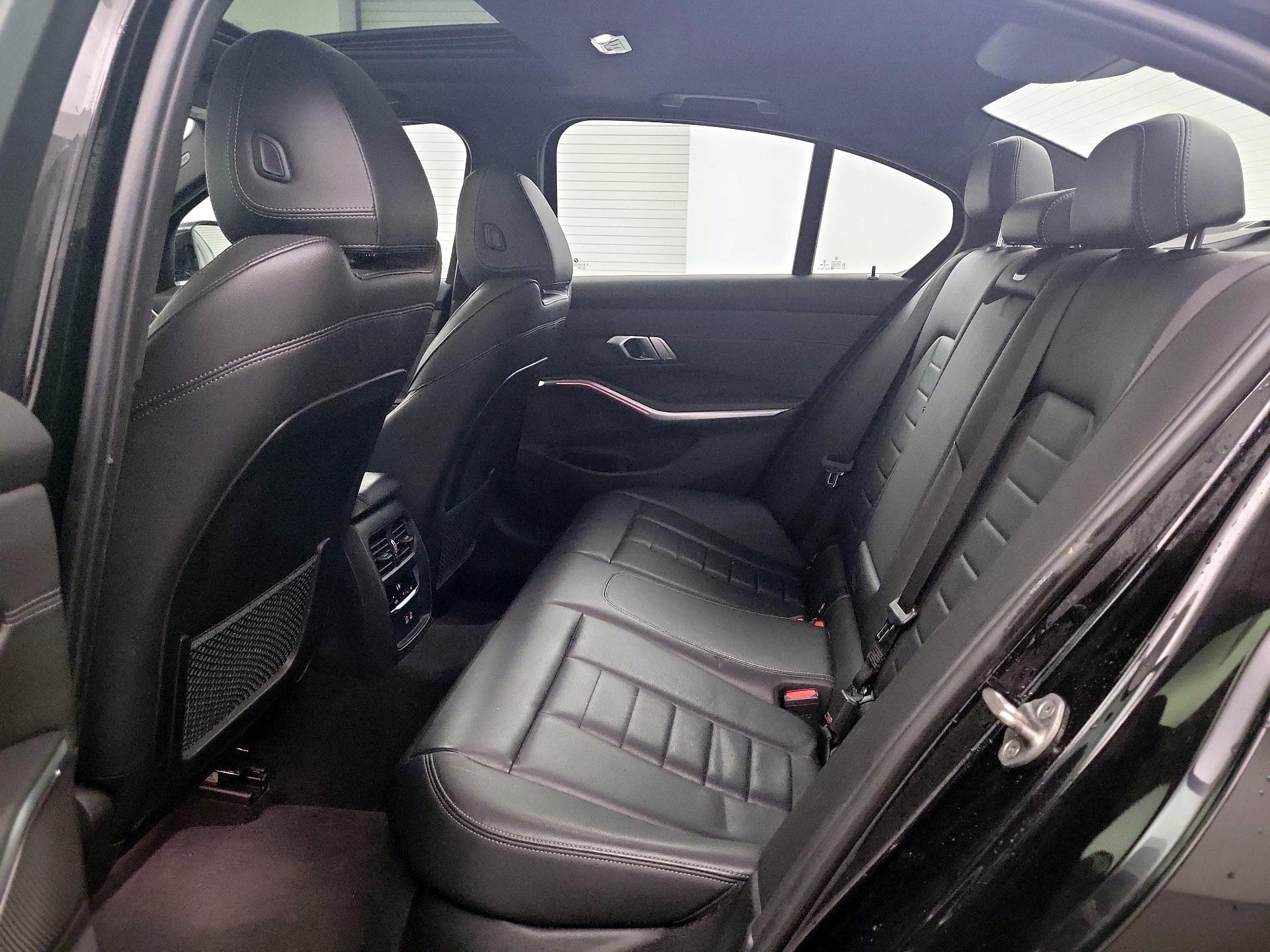 Thumbnail: 2021 BMW 3 Series - 19