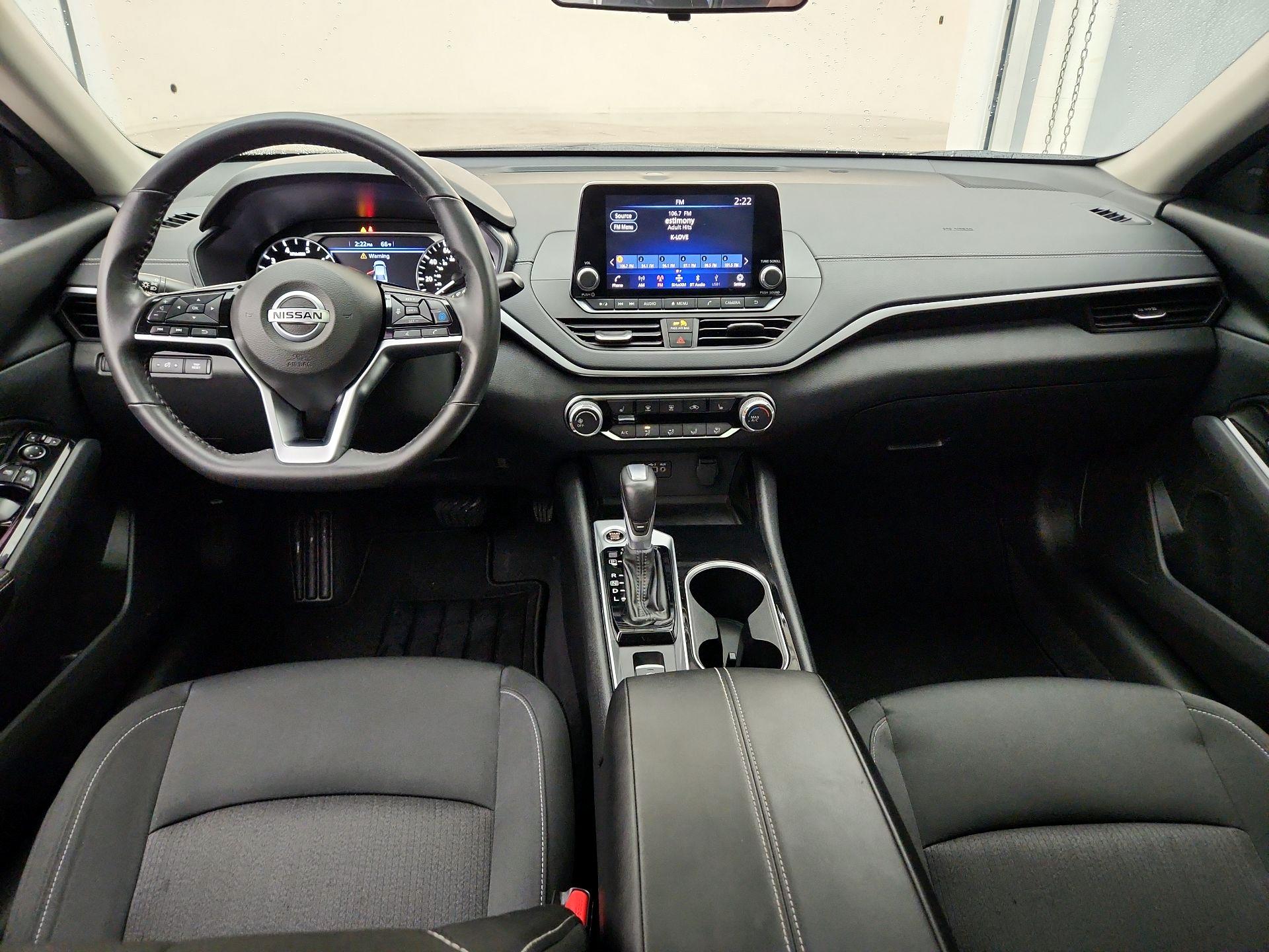 Thumbnail: 2022 Nissan Altima - 9