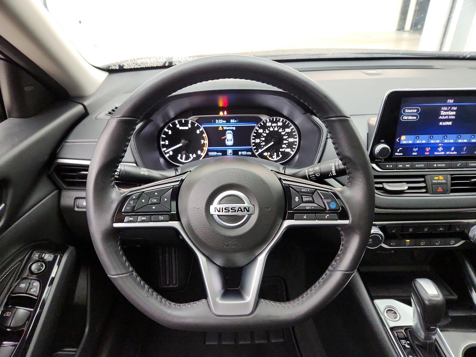 Thumbnail: 2022 Nissan Altima - 10