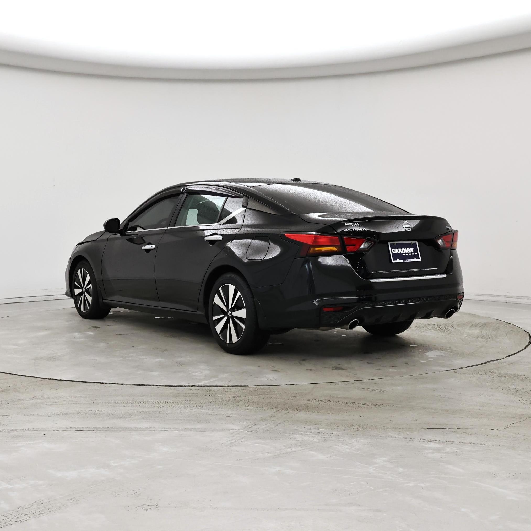 Thumbnail: 2022 Nissan Altima - 2