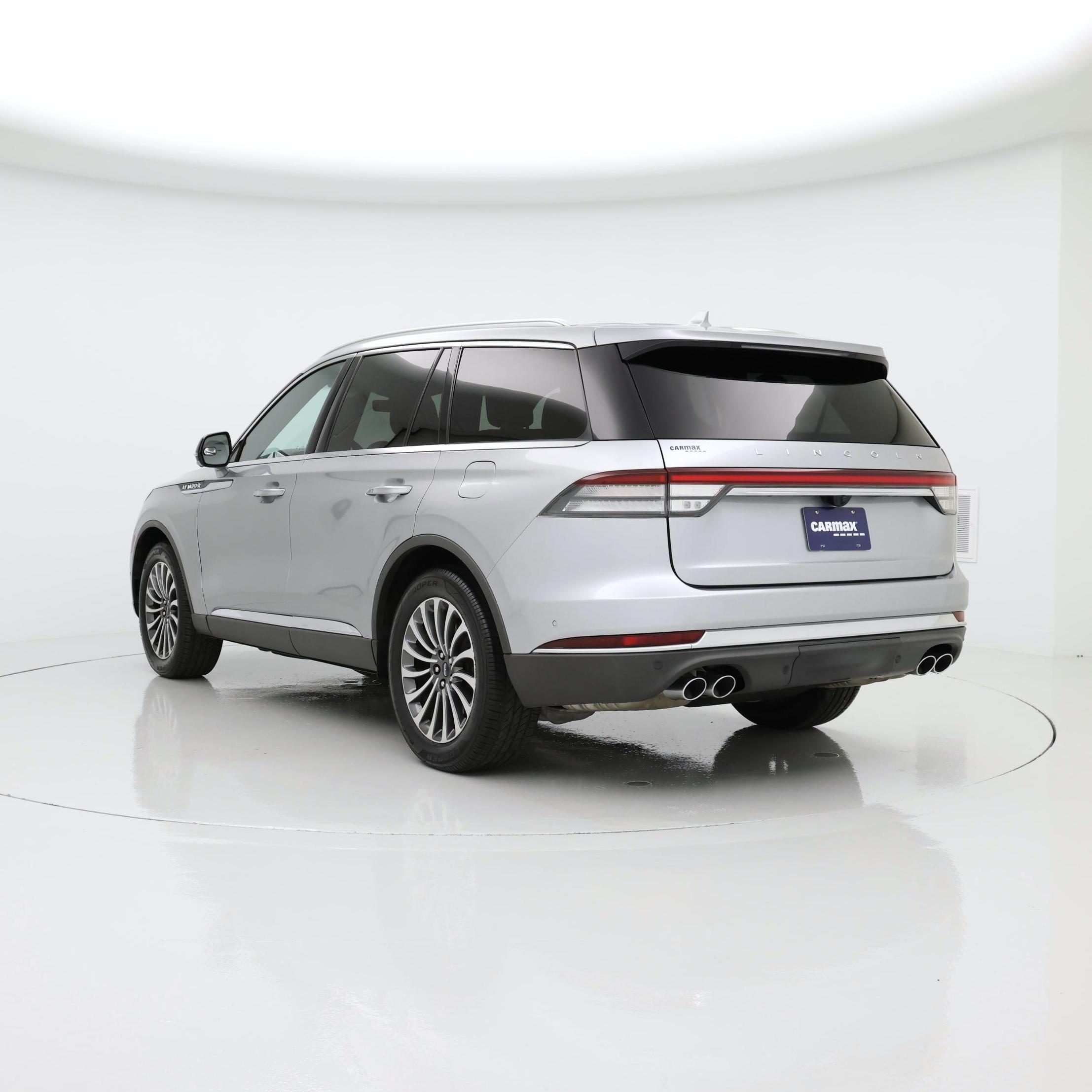 Thumbnail: 2020 Lincoln Aviator - 2