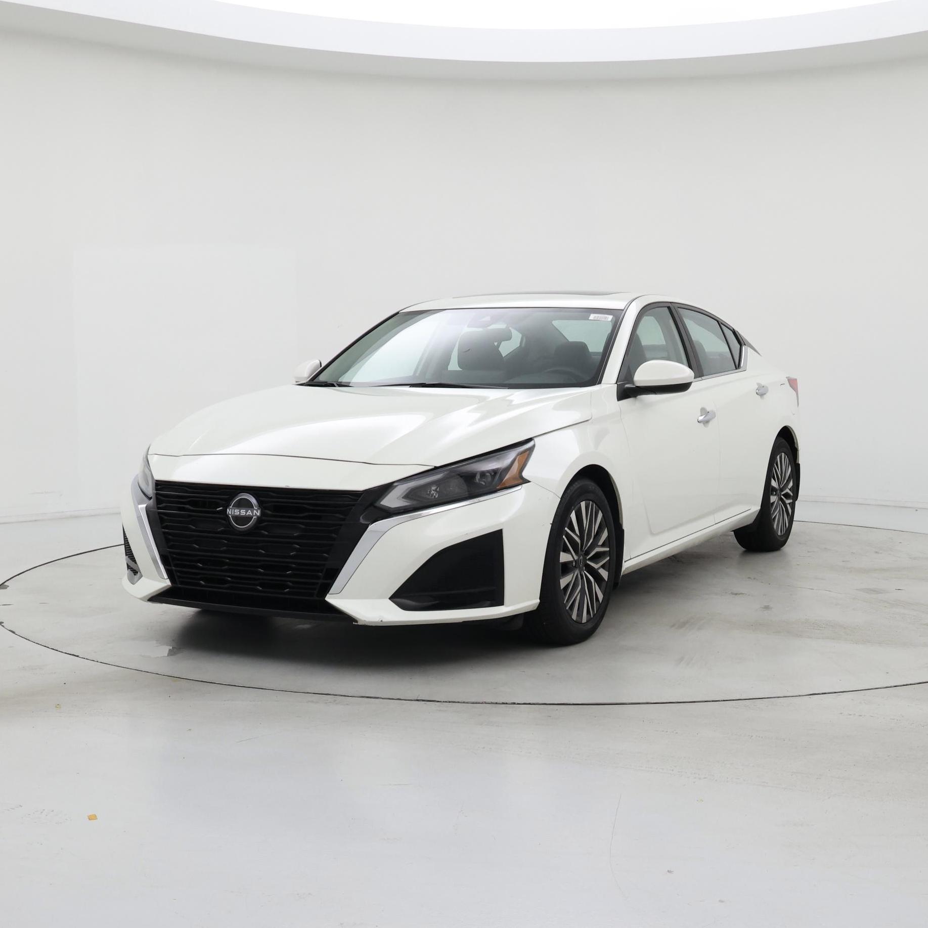 Thumbnail: 2023 Nissan Altima - 4