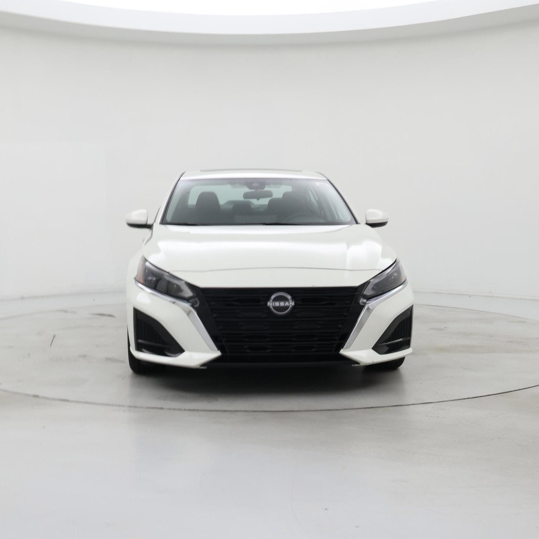 Thumbnail: 2023 Nissan Altima - 5