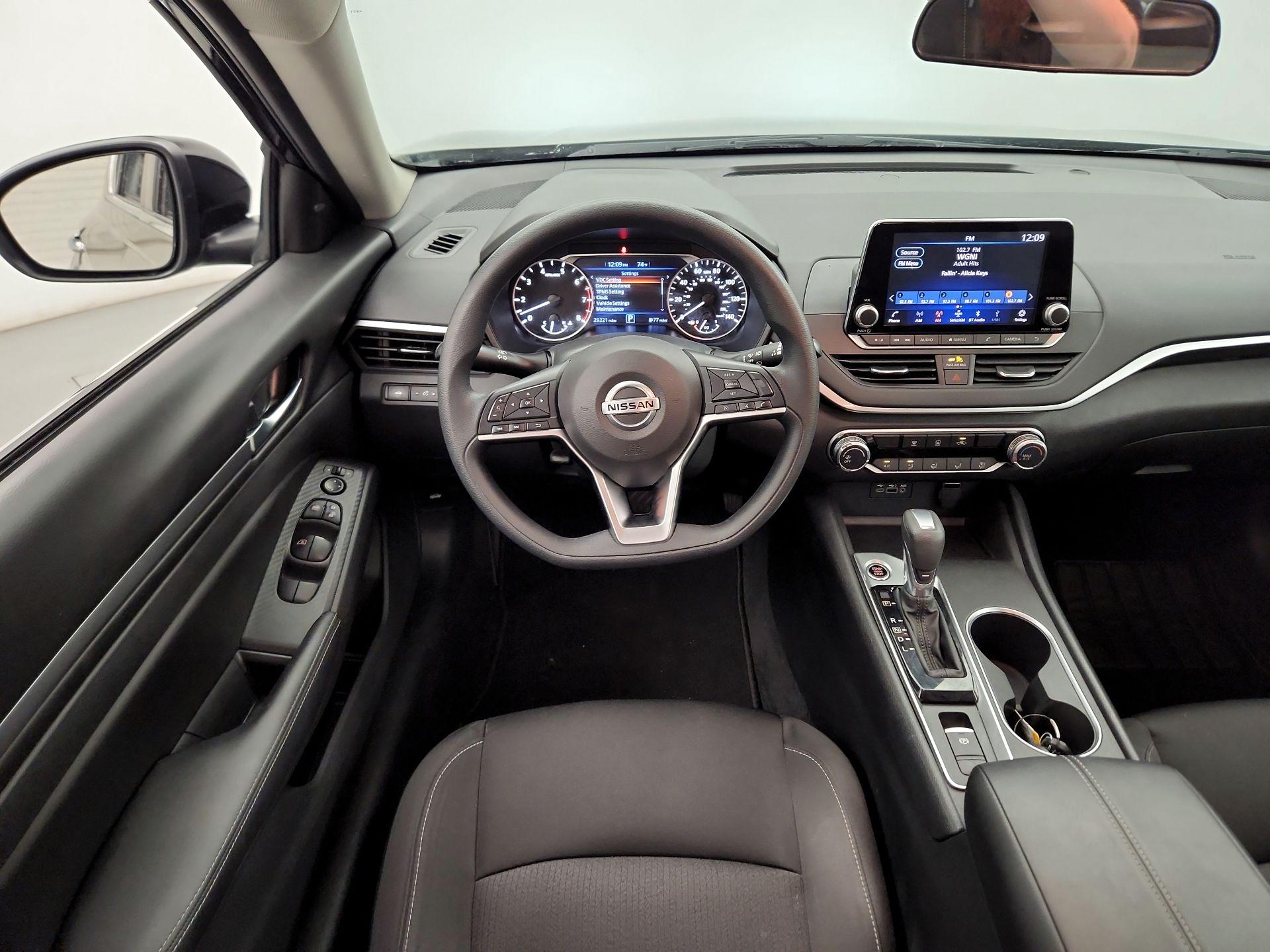 Thumbnail: 2022 Nissan Altima - 10