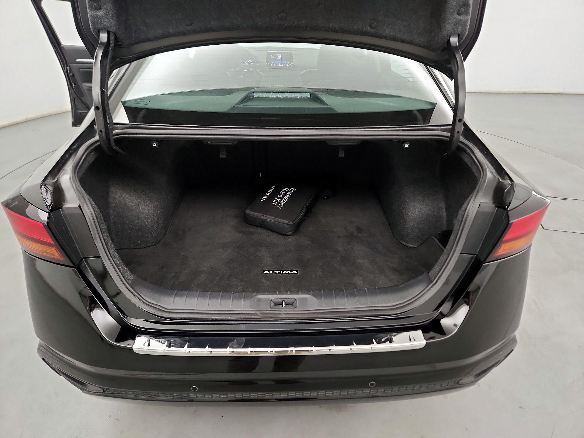 Thumbnail: 2022 Nissan Altima - 20