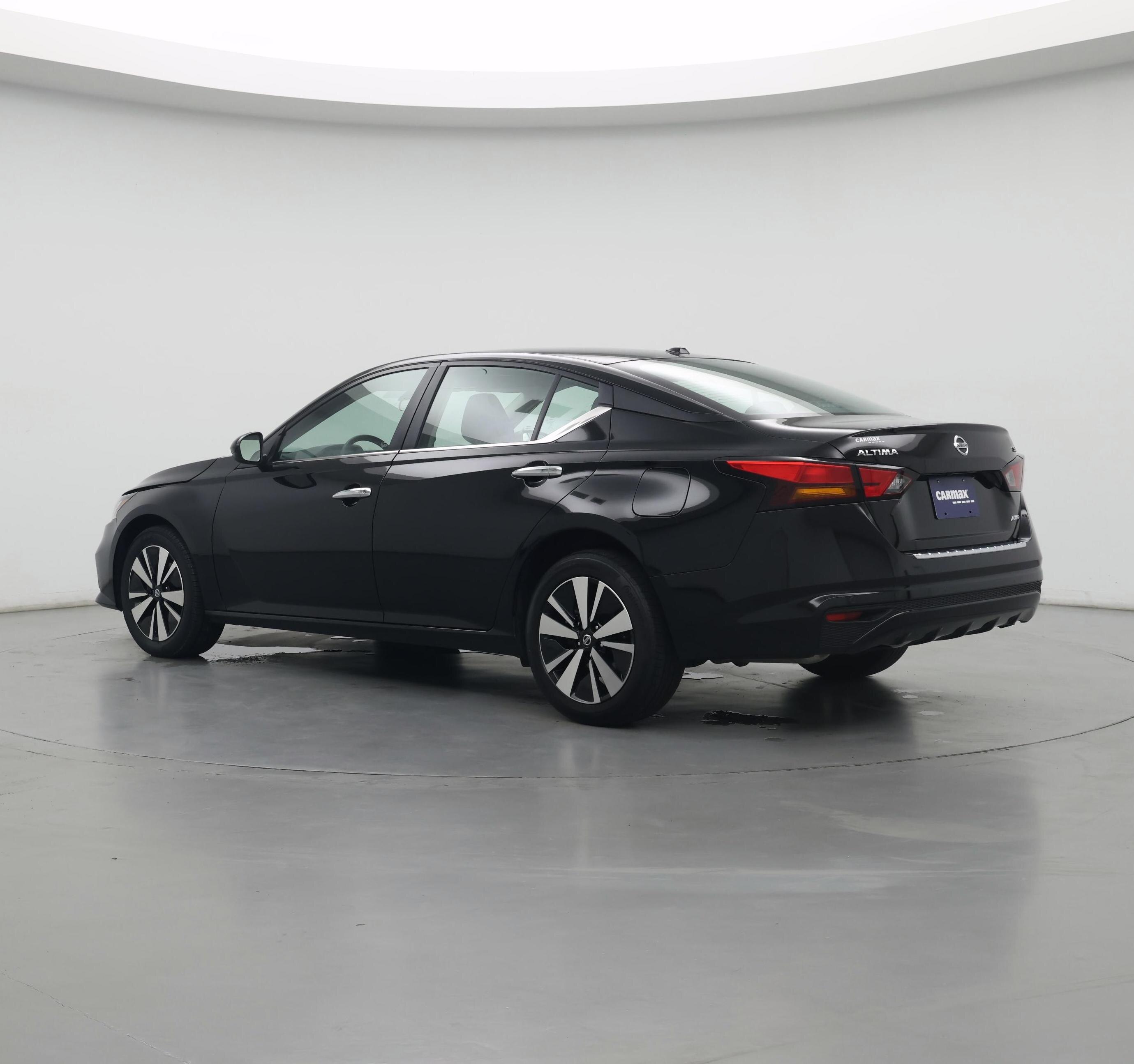 Thumbnail: 2022 Nissan Altima - 3