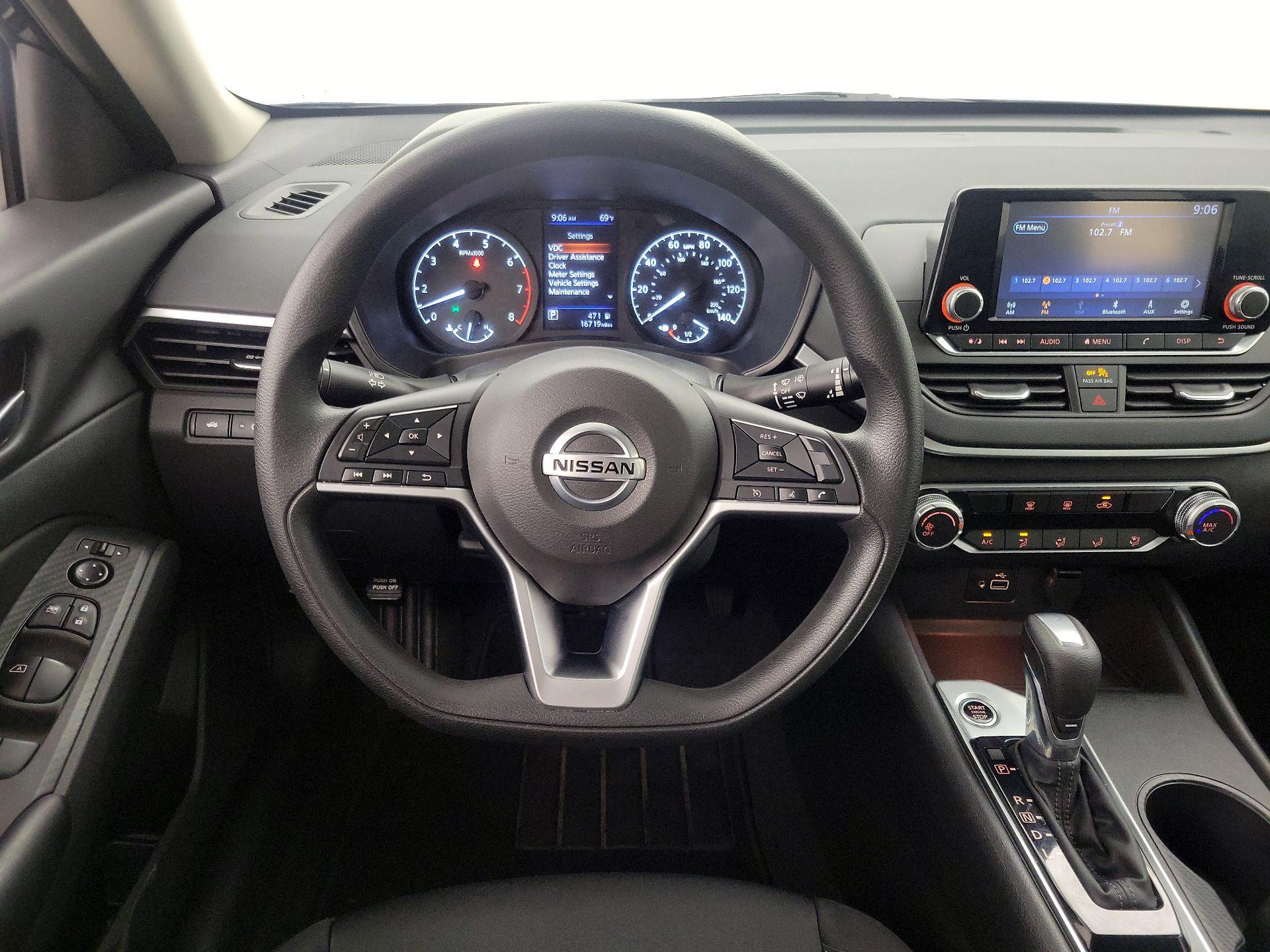 Thumbnail: 2022 Nissan Altima - 10