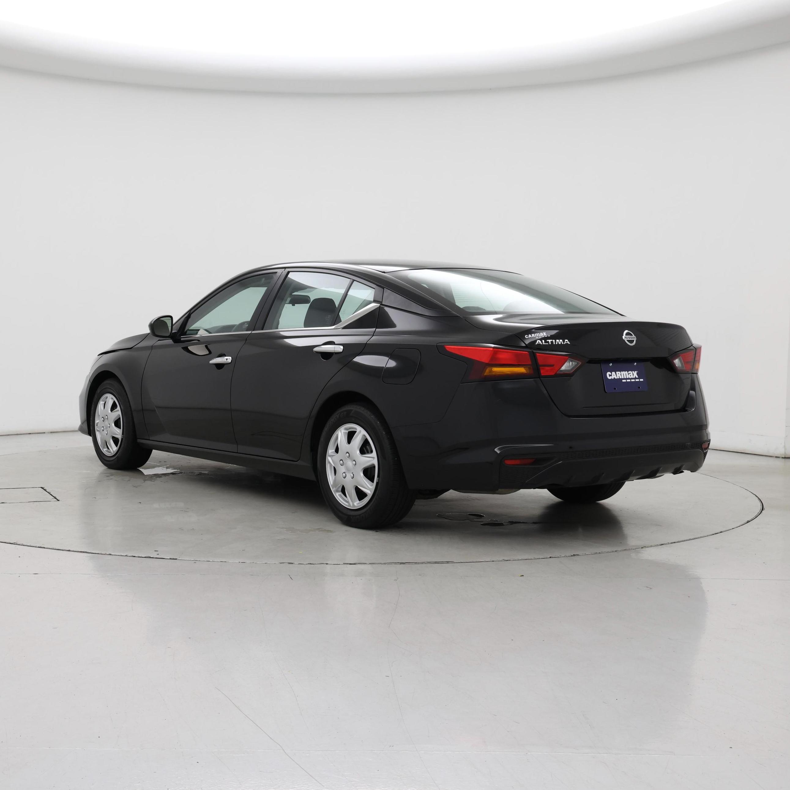Thumbnail: 2022 Nissan Altima - 2
