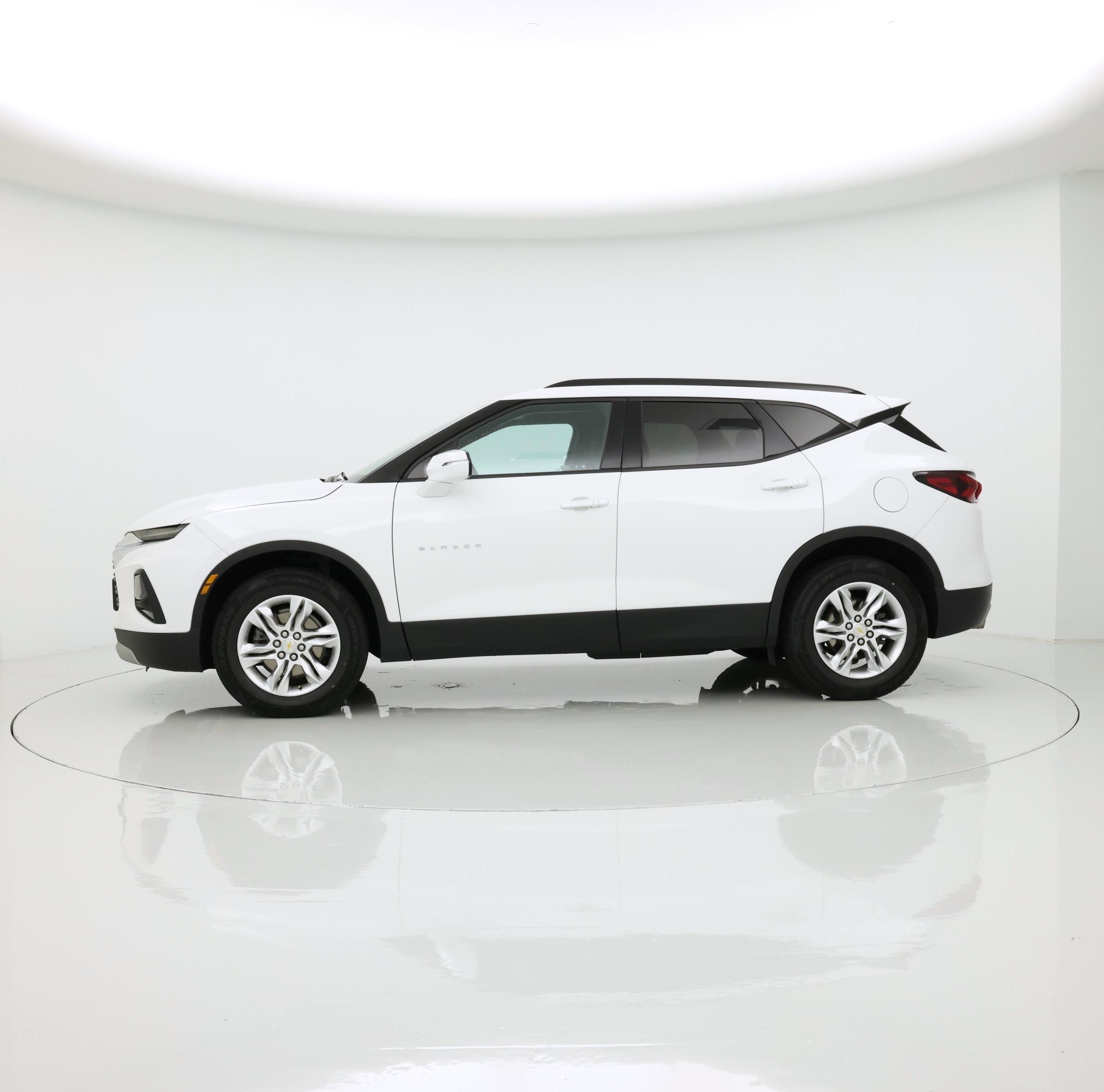 Thumbnail: 2022 Chevrolet Blazer - 3
