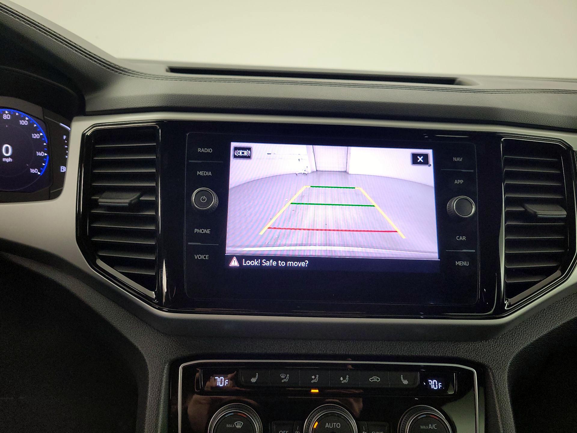 Thumbnail: 2021 Volkswagen Atlas - 14