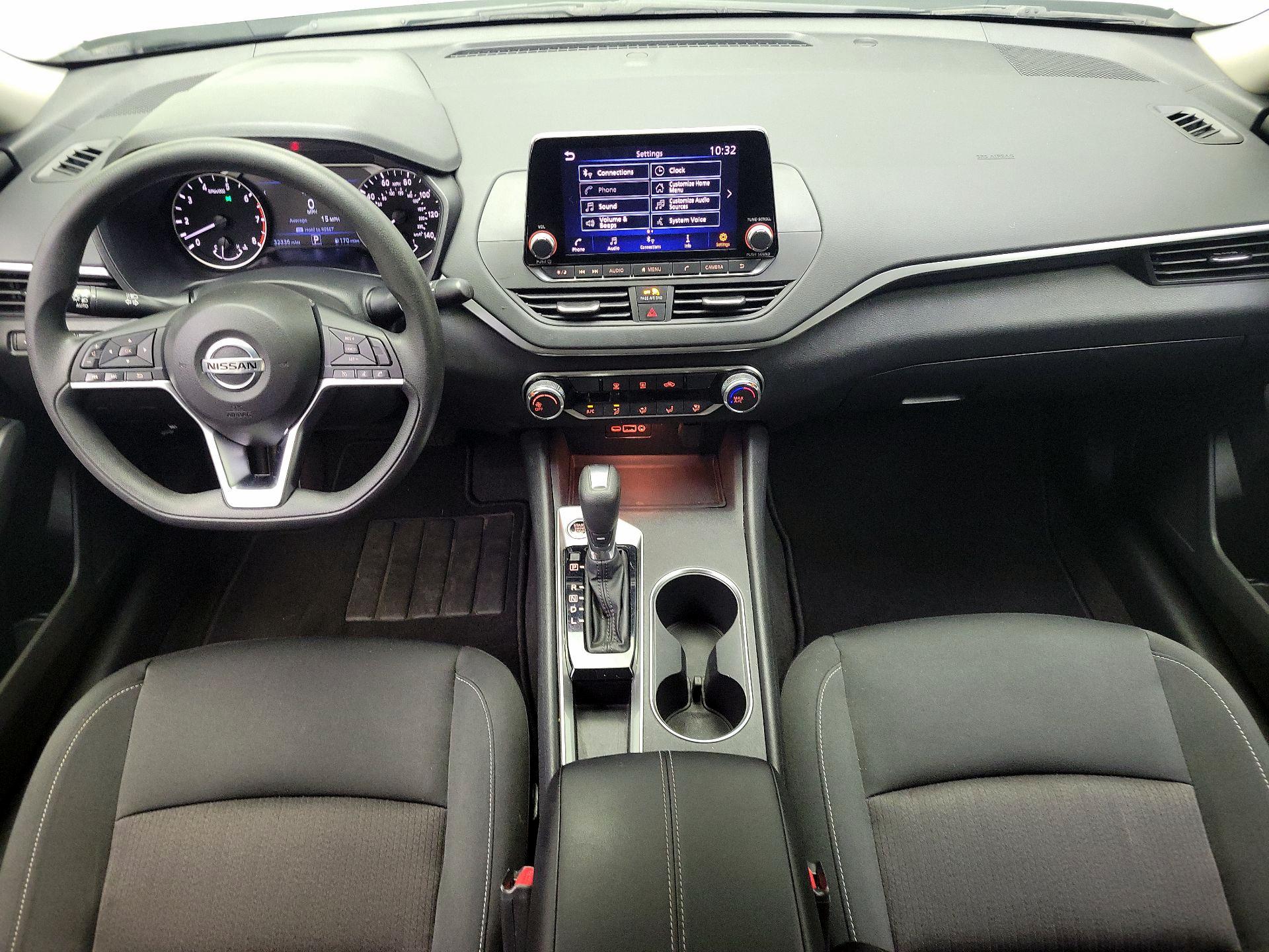 Thumbnail: 2022 Nissan Altima - 9