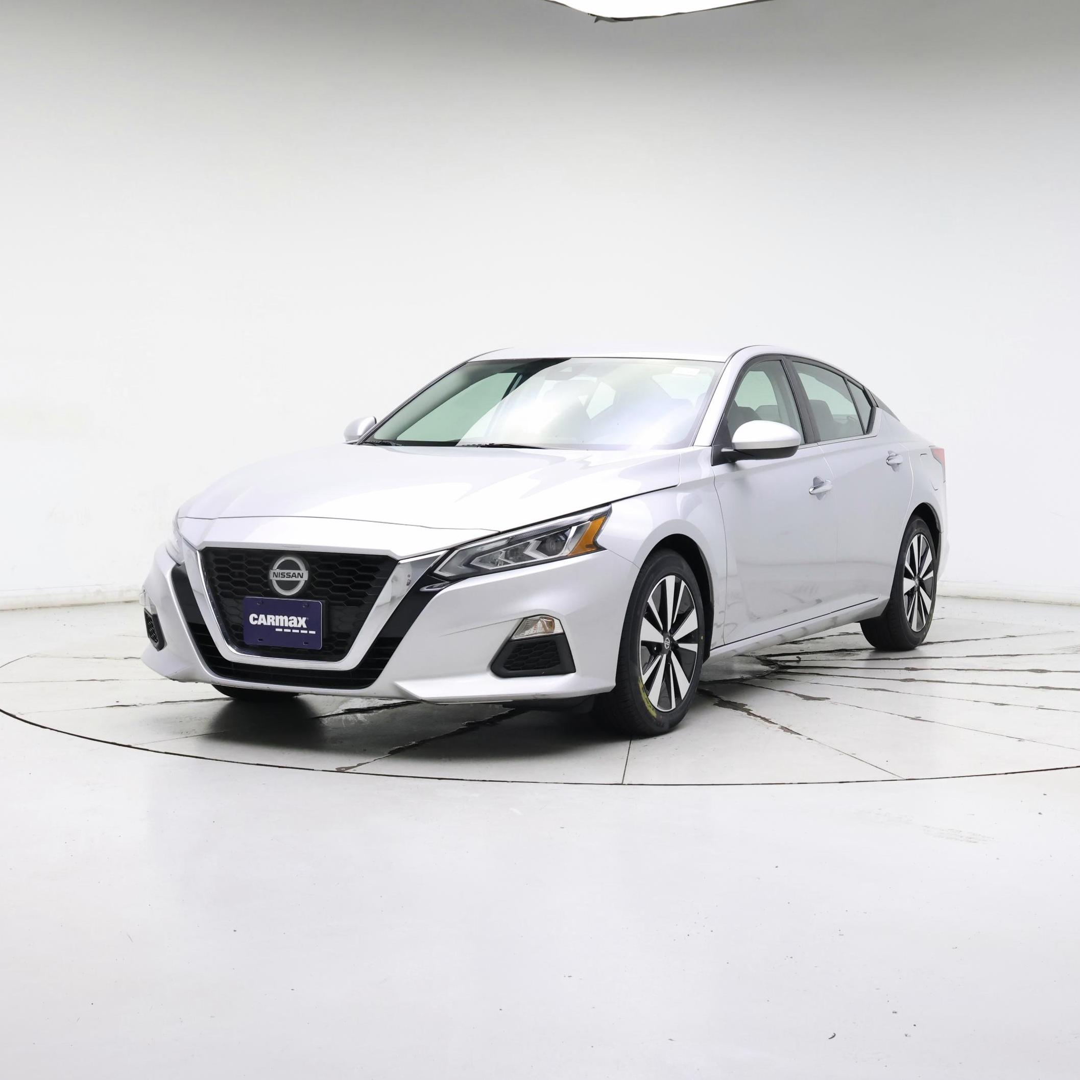 Thumbnail: 2022 Nissan Altima - 4