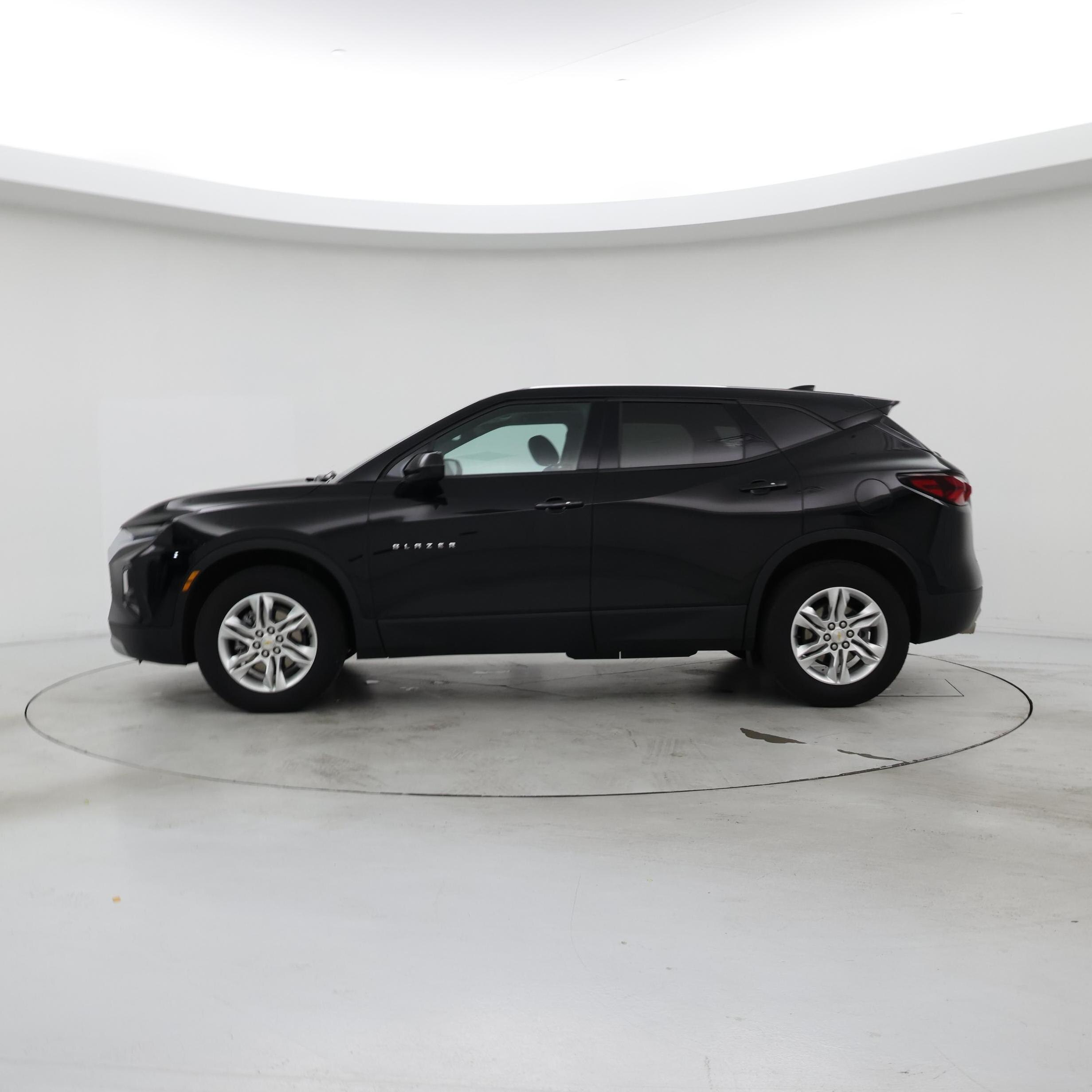 Thumbnail: 2022 Chevrolet Blazer - 3