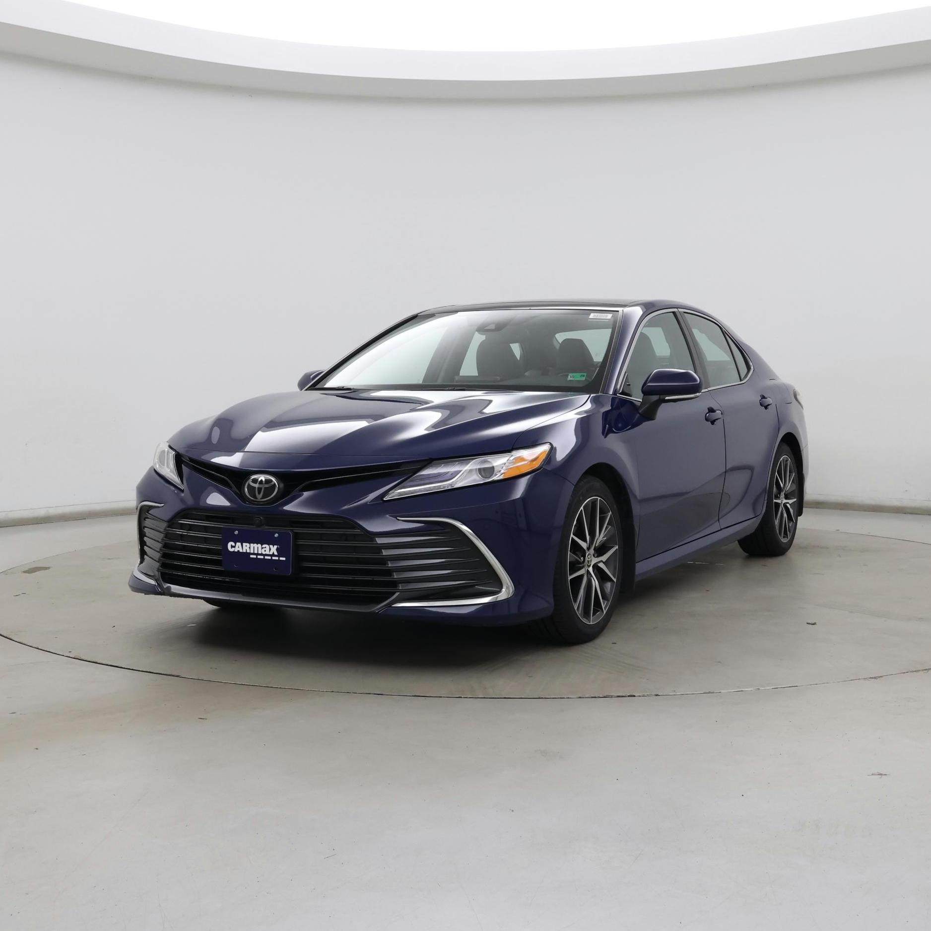 Thumbnail: 2023 Toyota Camry - 4