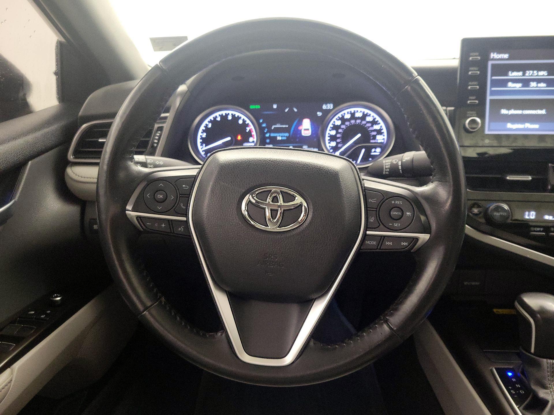 Thumbnail: 2022 Toyota Camry - 10