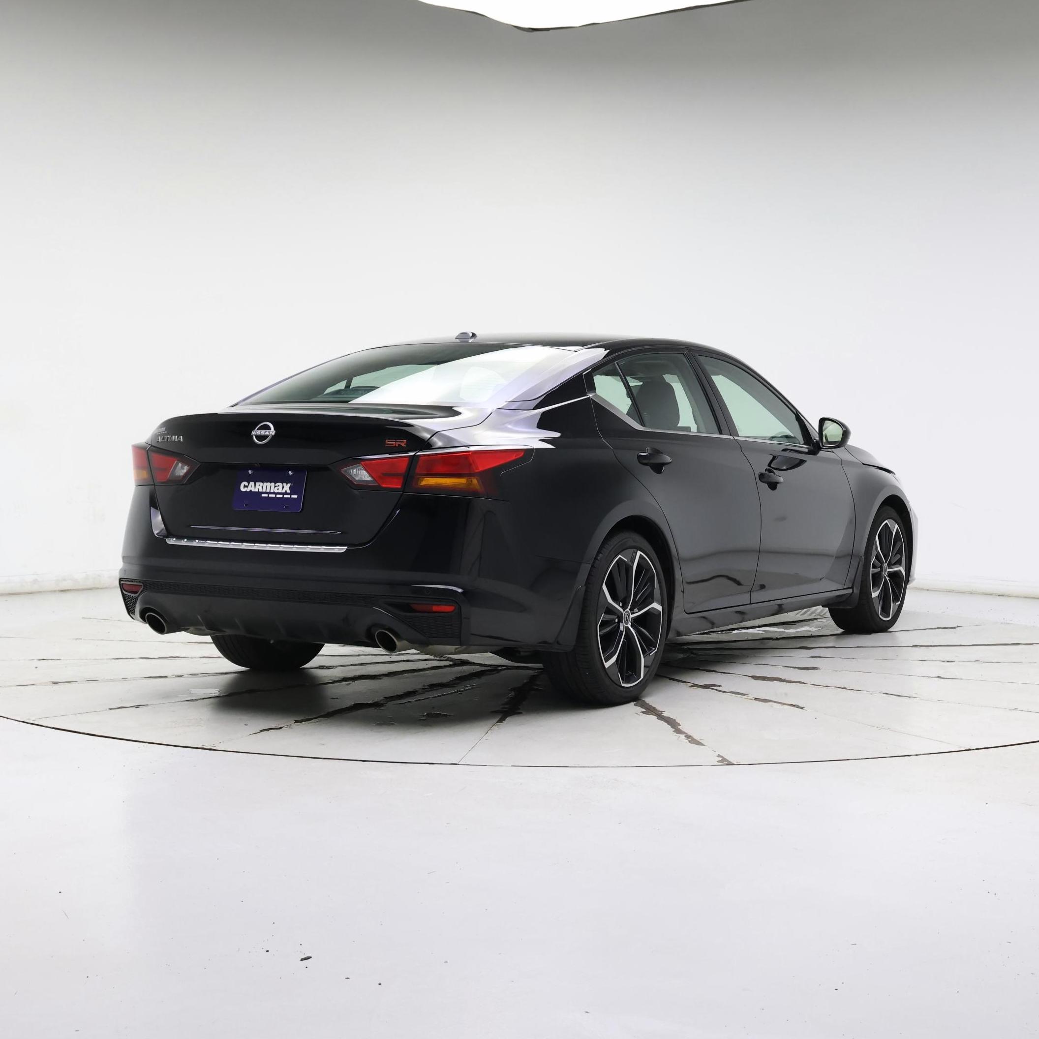 Thumbnail: 2023 Nissan Altima - 8