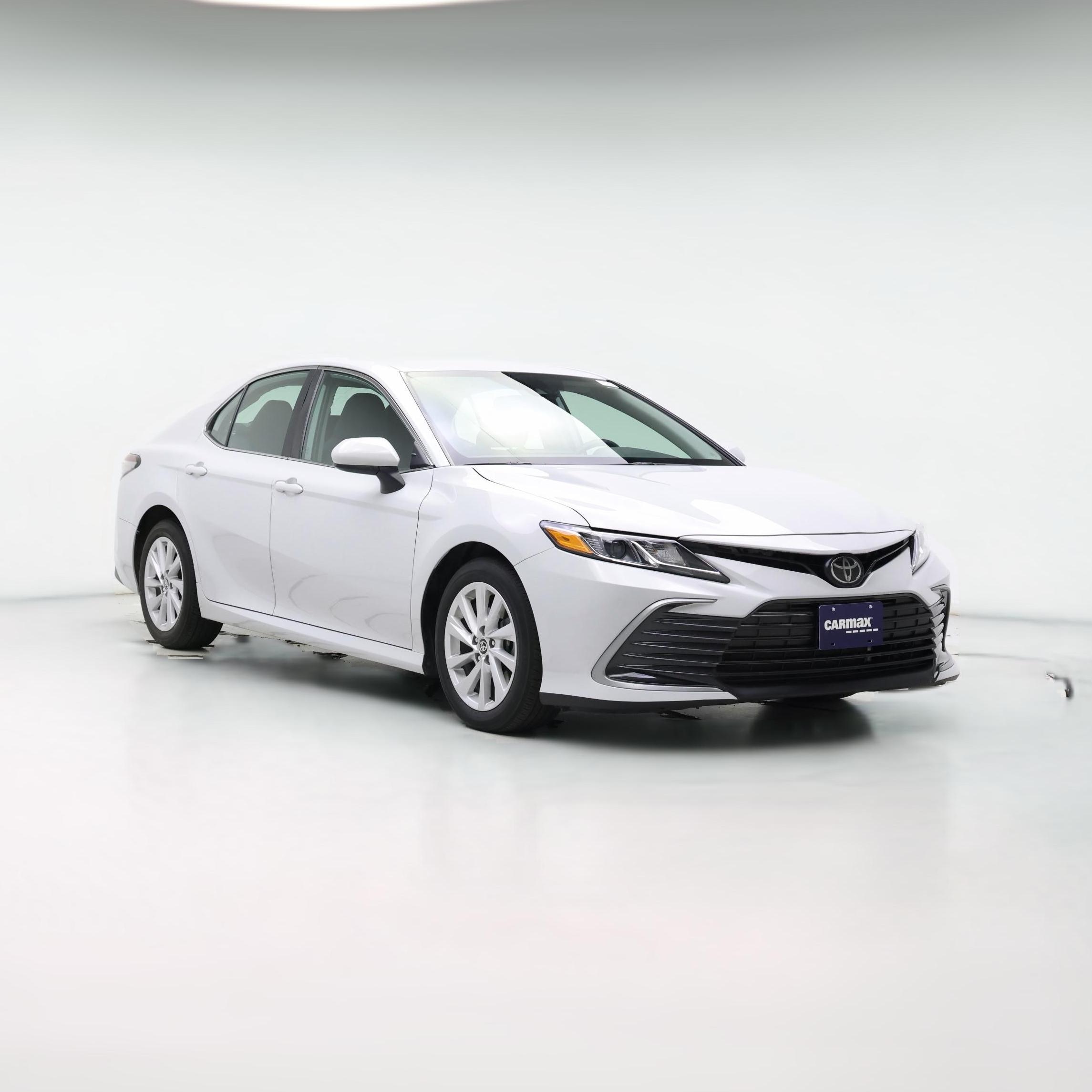 Thumbnail: 2022 Toyota Camry - 1