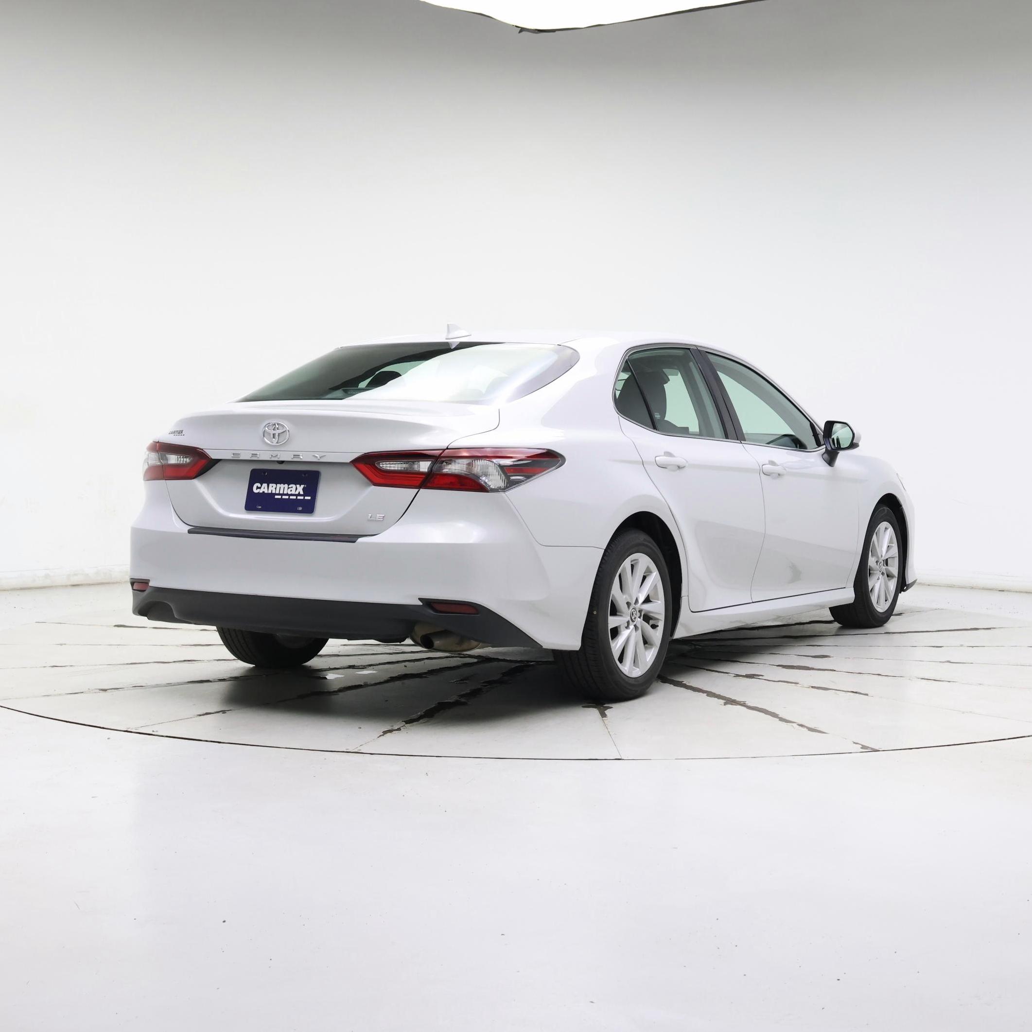 Thumbnail: 2022 Toyota Camry - 8