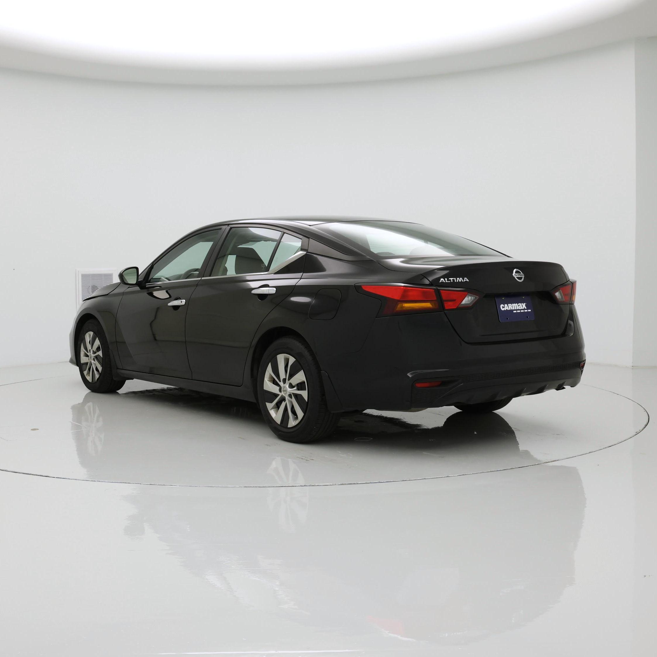 Thumbnail: 2022 Nissan Altima - 2