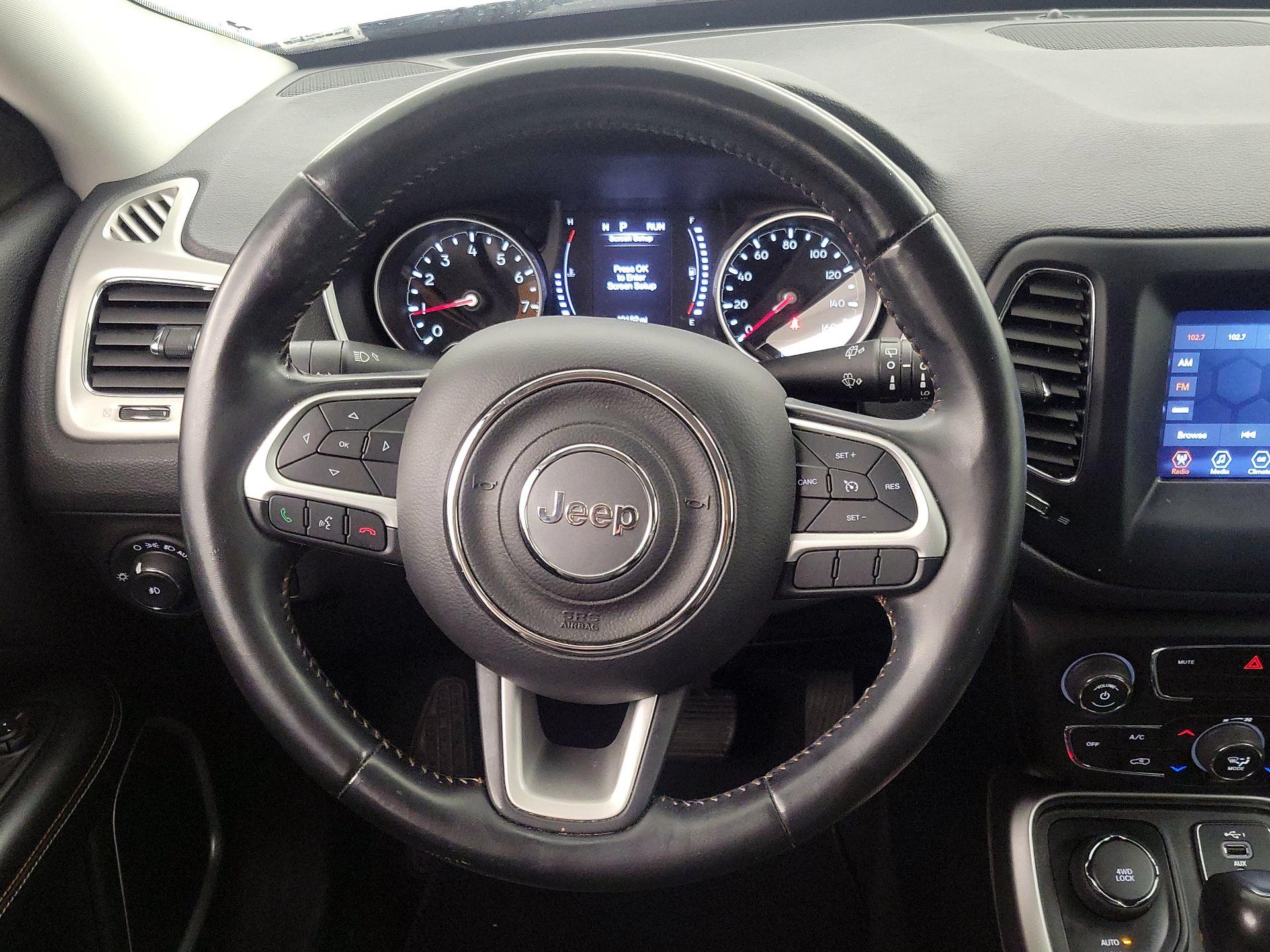 Thumbnail: 2020 Jeep Compass - 10